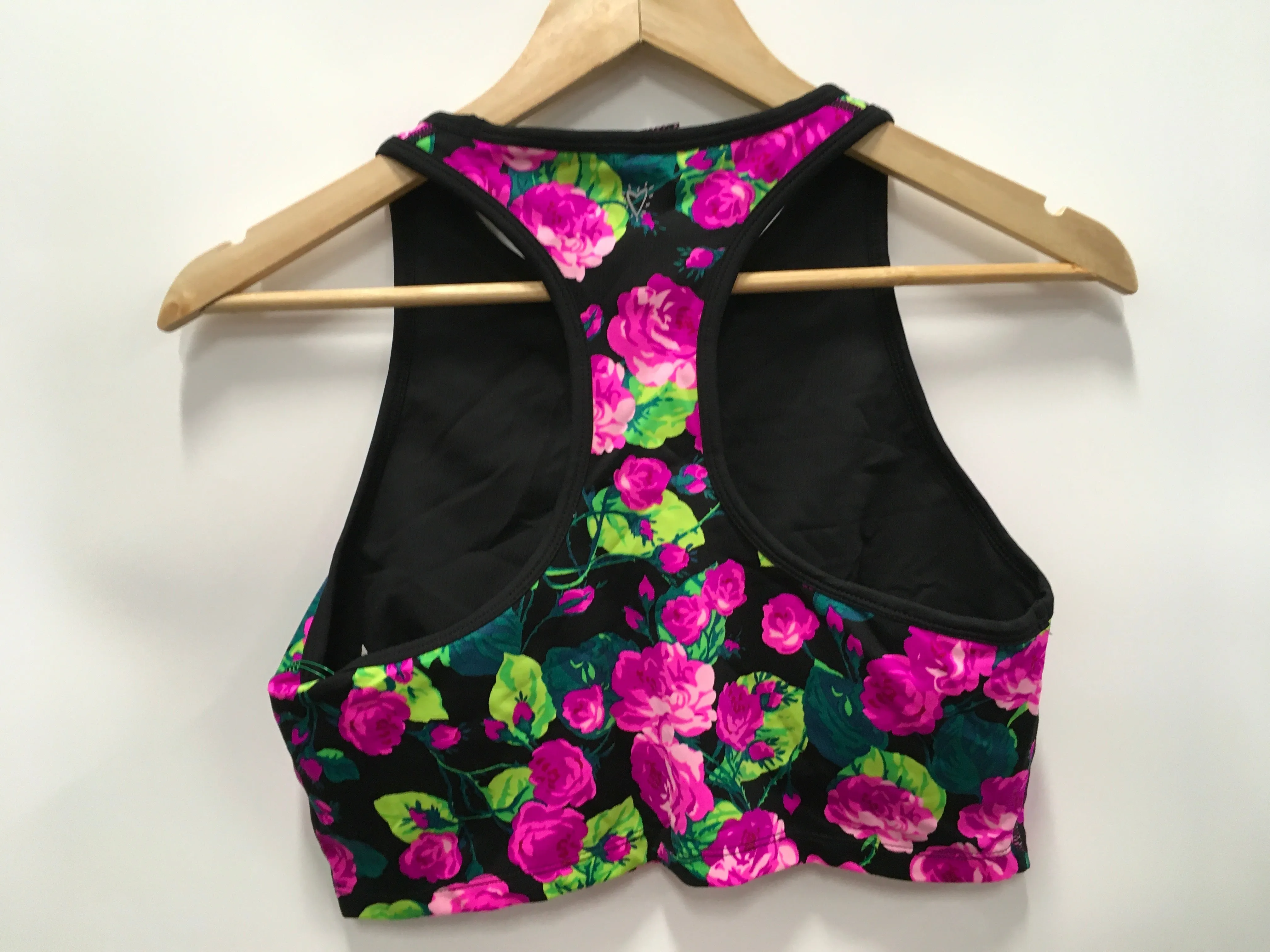 Athletic Bra By Betsey Johnson  Size: M