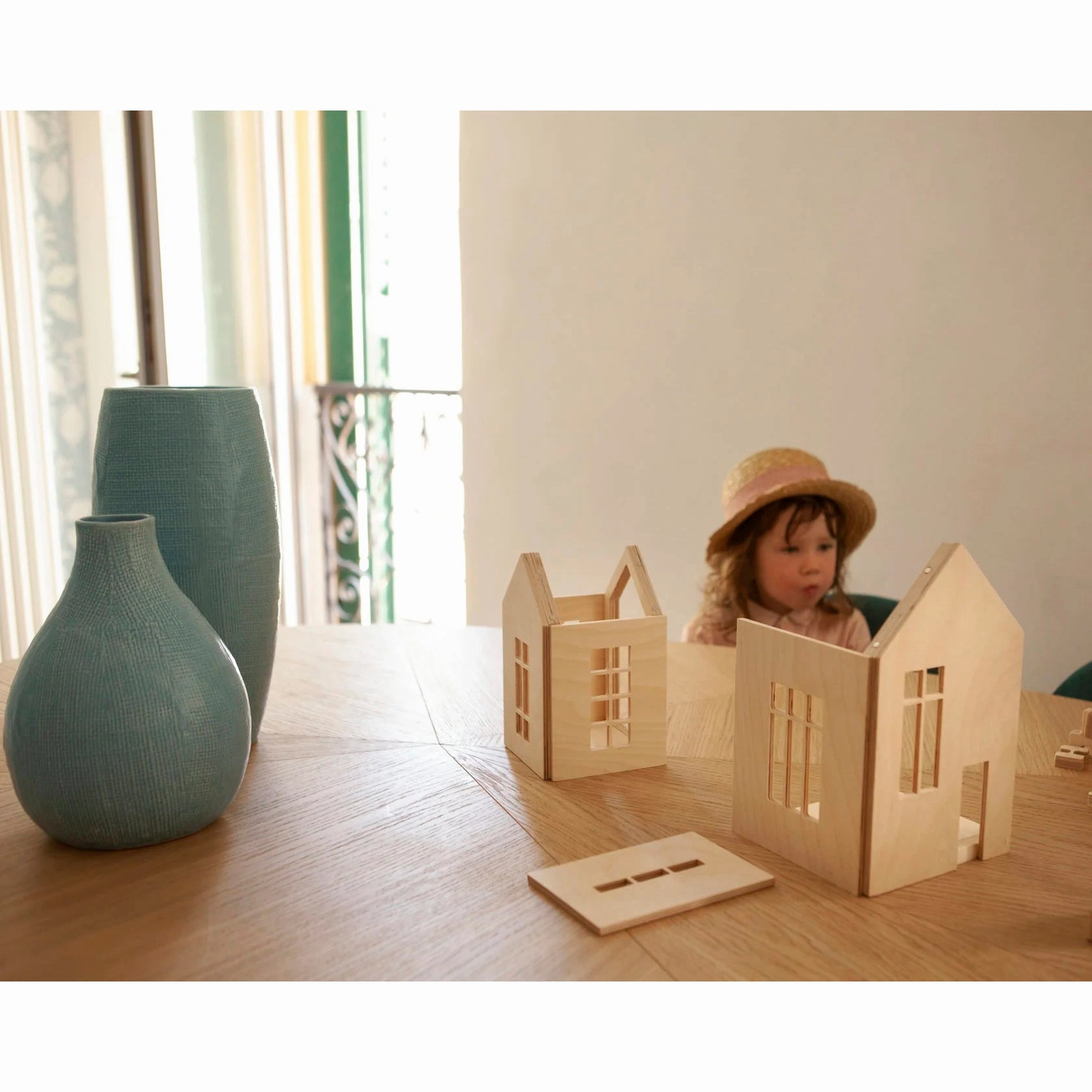 babai Wooden Dollhouse On The Magnets L Natural