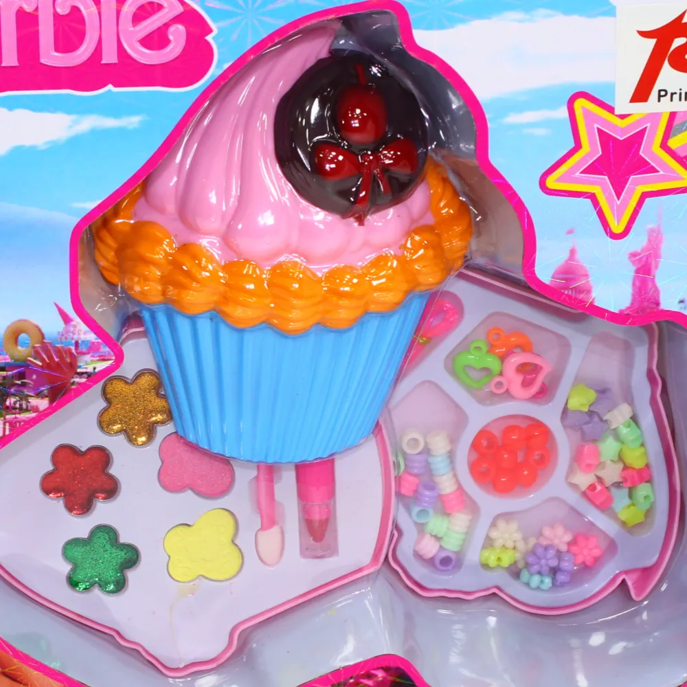 Barbie Make-up Playset  Cupcake Design