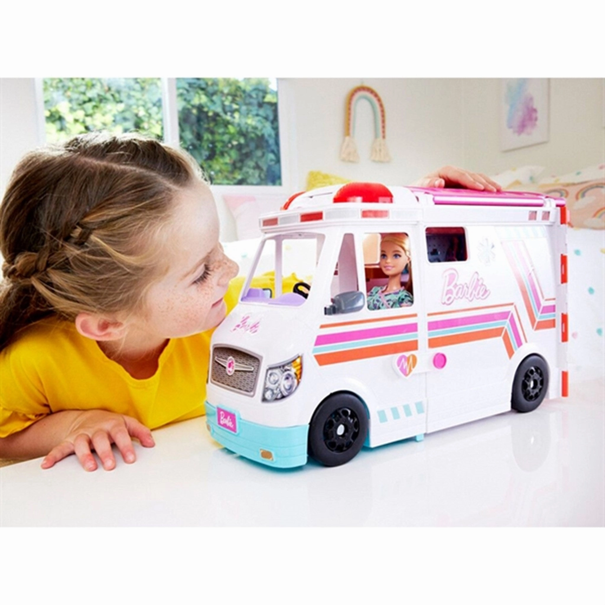 Barbie Career Care Clinic Vehicle