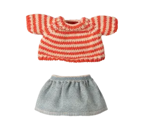 Clothes For Mouse - Knitted Sweater And Skirt