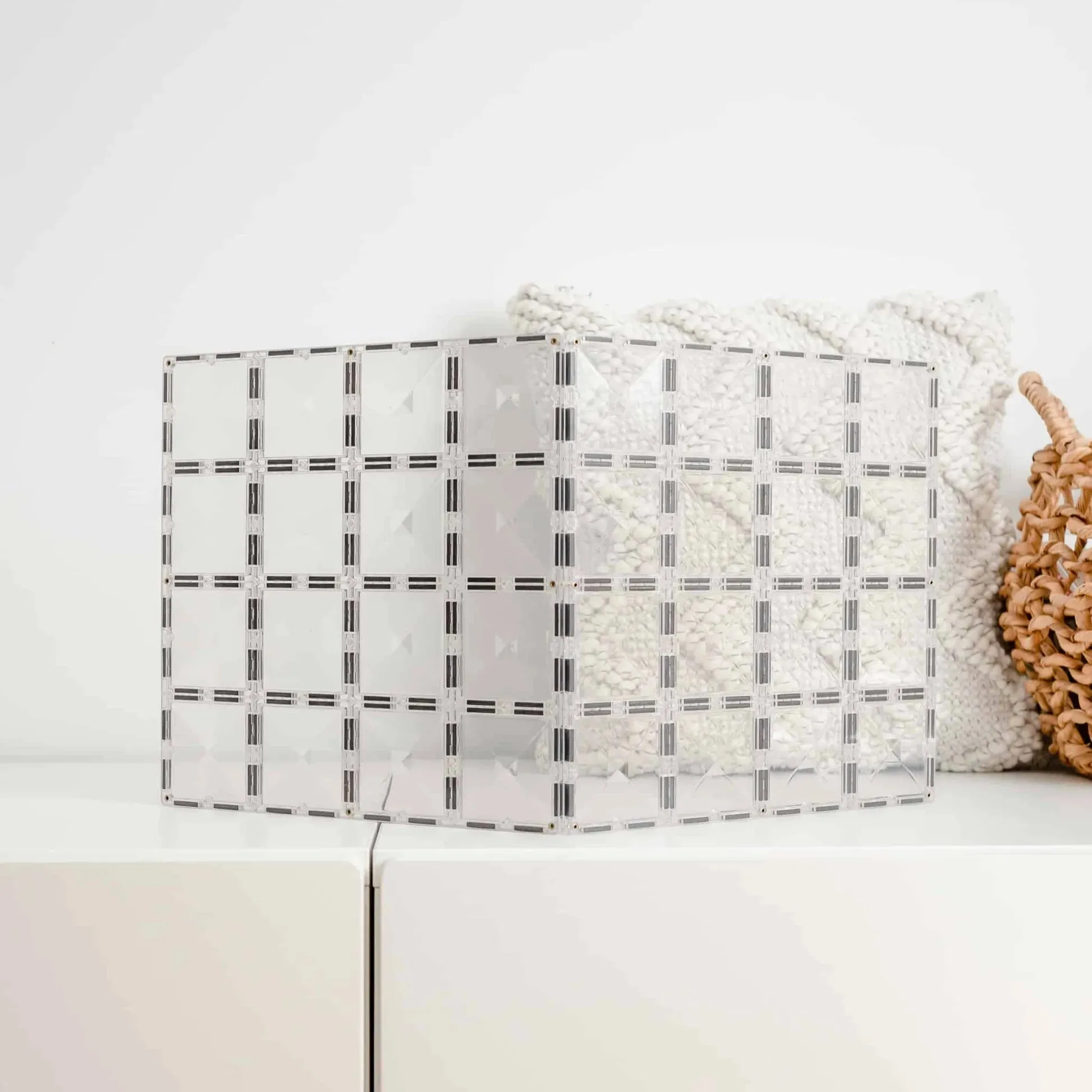 Connetix magnetic tiles Clear base 2 pack
