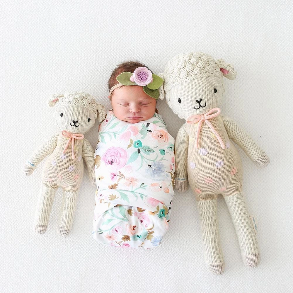 cuddle kind Lucy the lamb Pastel