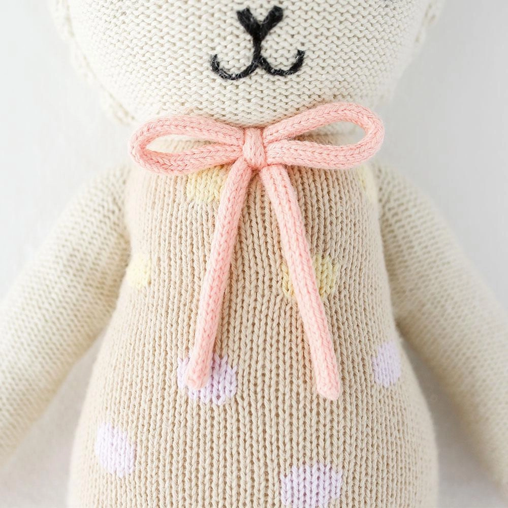 cuddle kind Lucy the lamb Pastel
