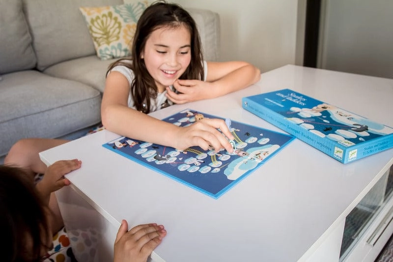 DJECO Snakes & Ladders Game