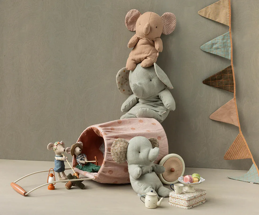 Furniture For Mouse - Bonfire Set