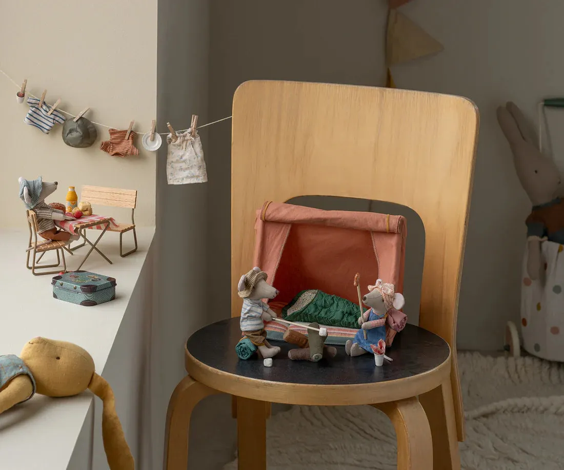 Furniture For Mouse - Happy Camper Tent