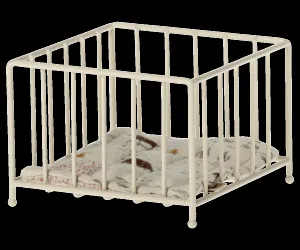 Furniture For Mouse - Playpen - White