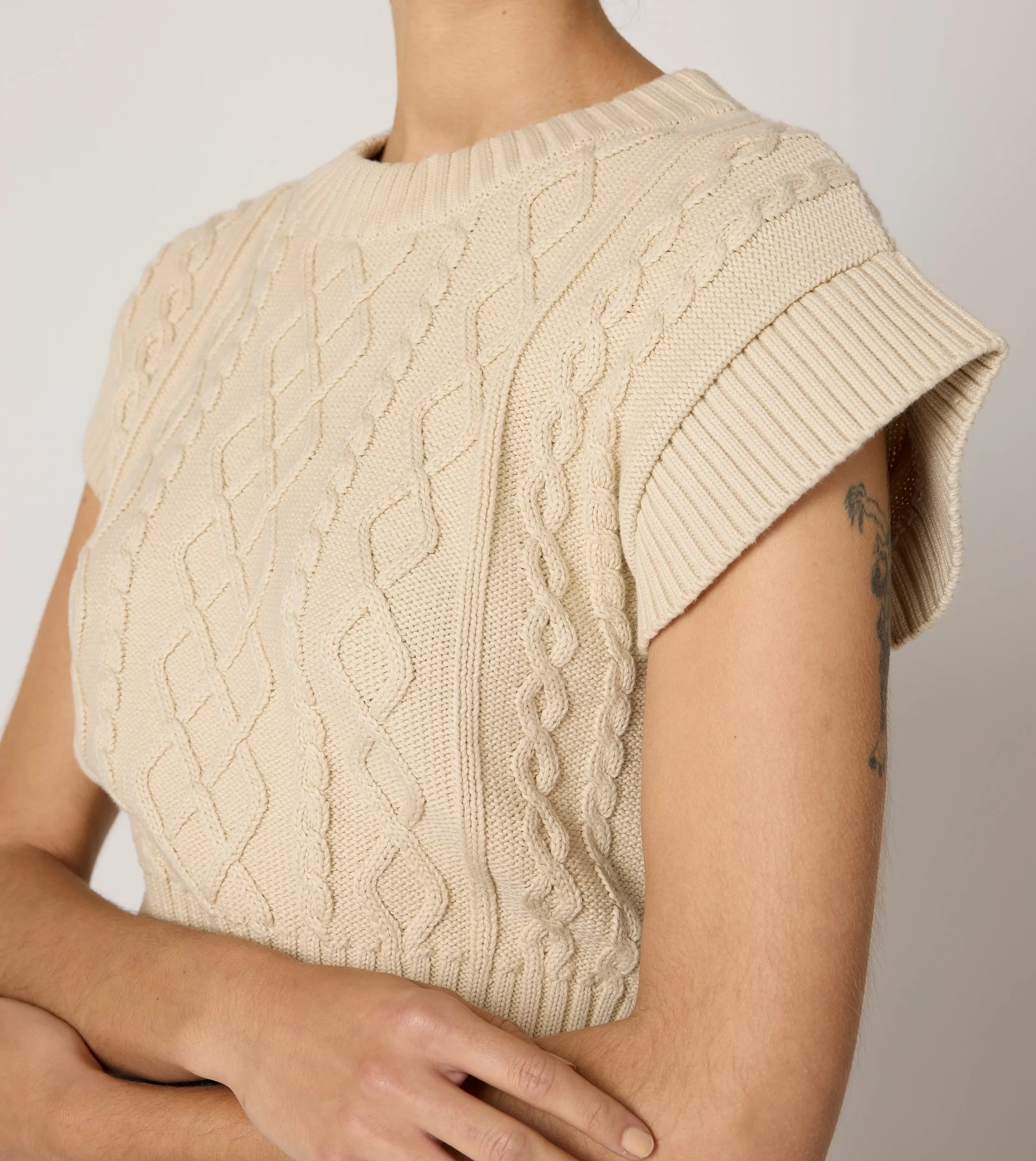 Gigi Cropped Sweater Vest | Cream