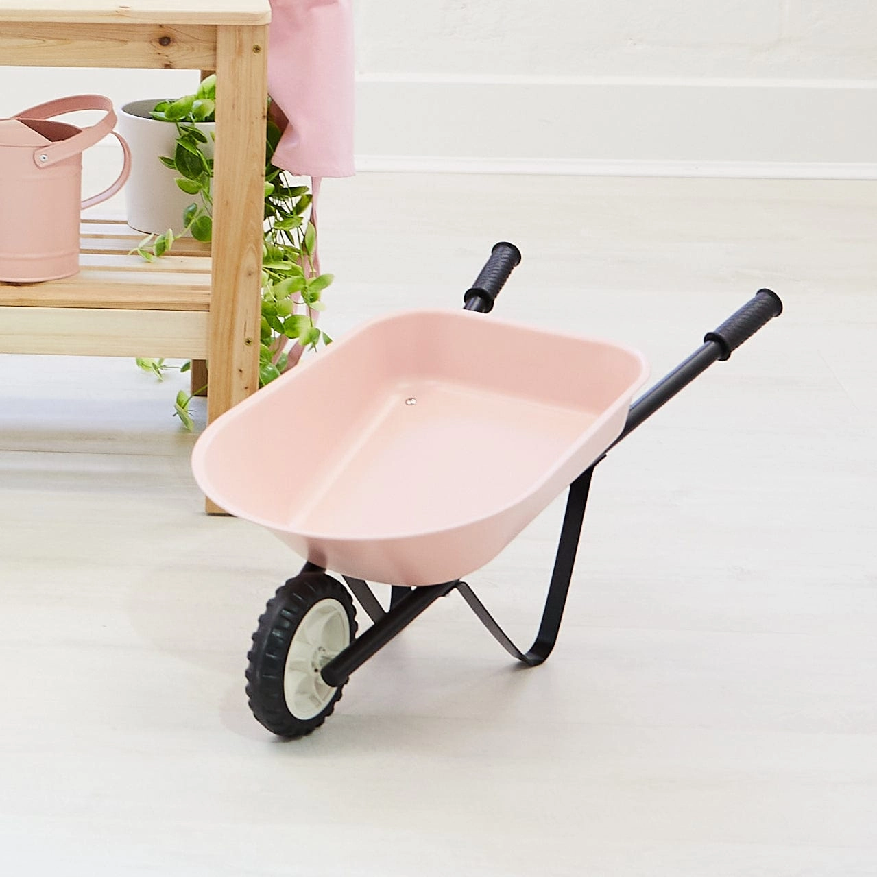 Kids Steel Toy Wheelbarrow