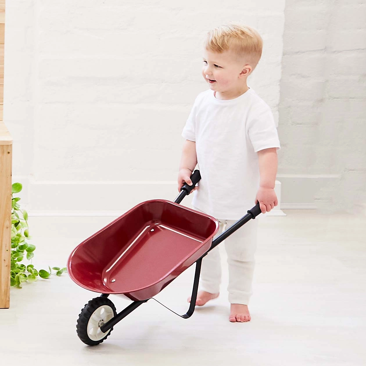 Kids Steel Toy Wheelbarrow