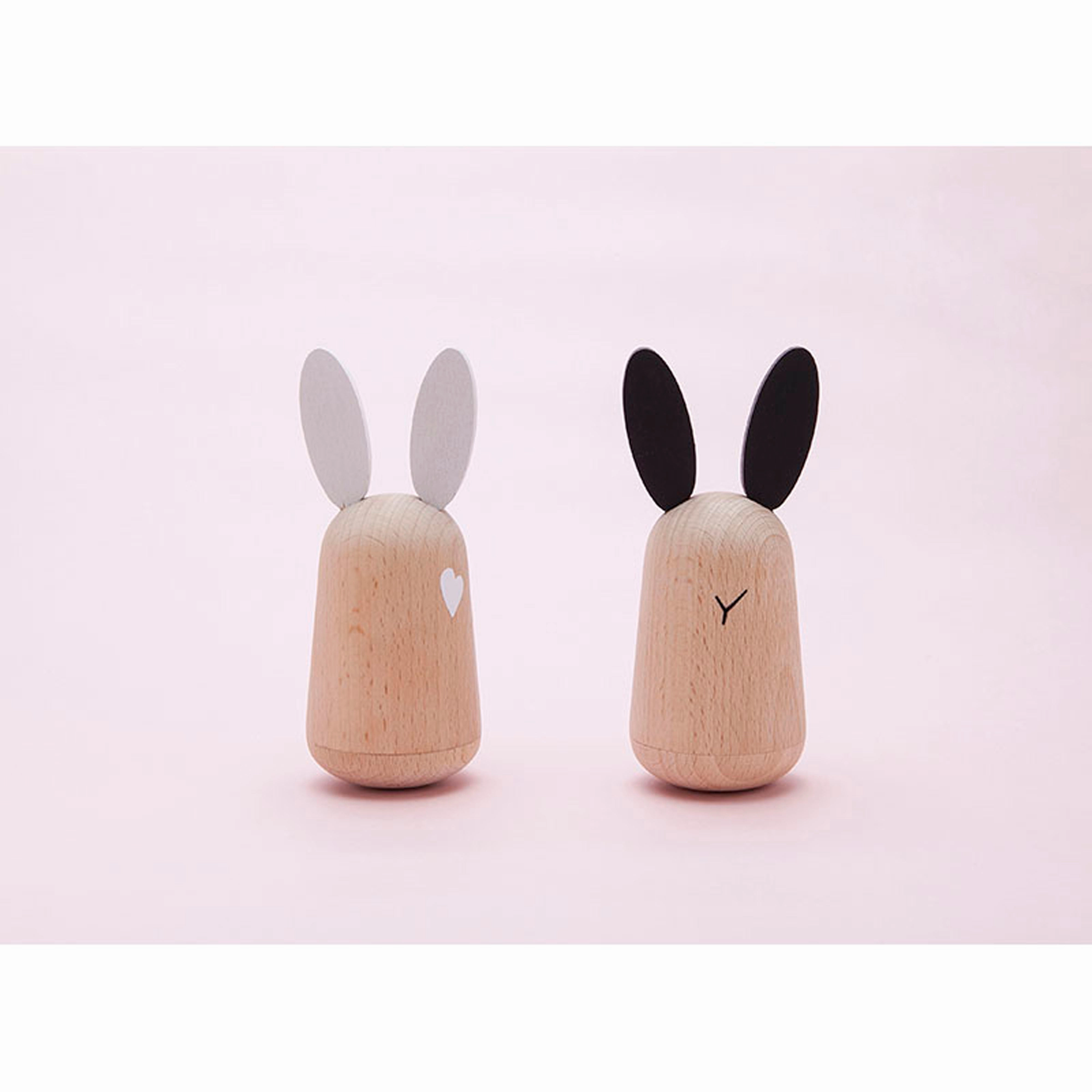kiko  & gg* A Pair of Loving Musical Rabbits