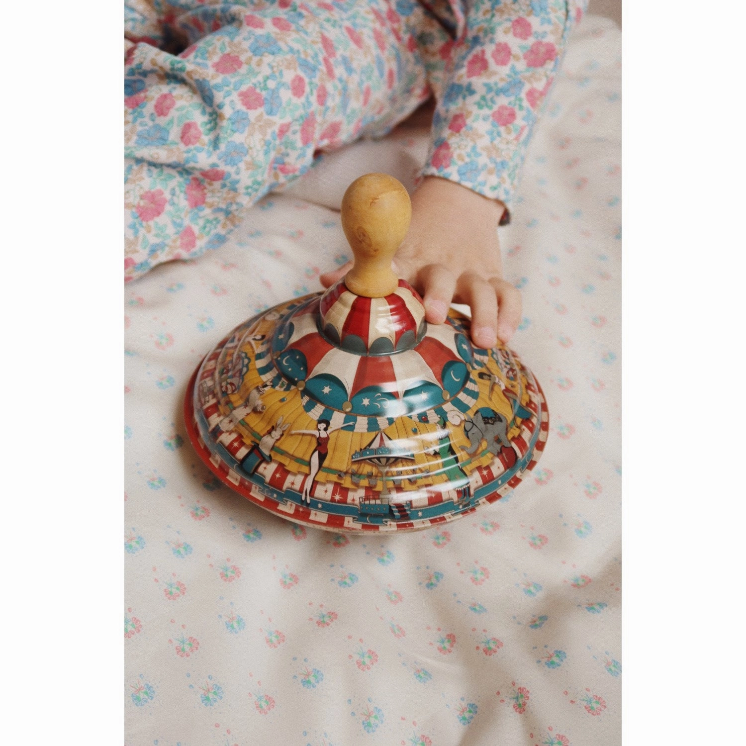 Konges Sl?jd Multi Tin Spinning Top