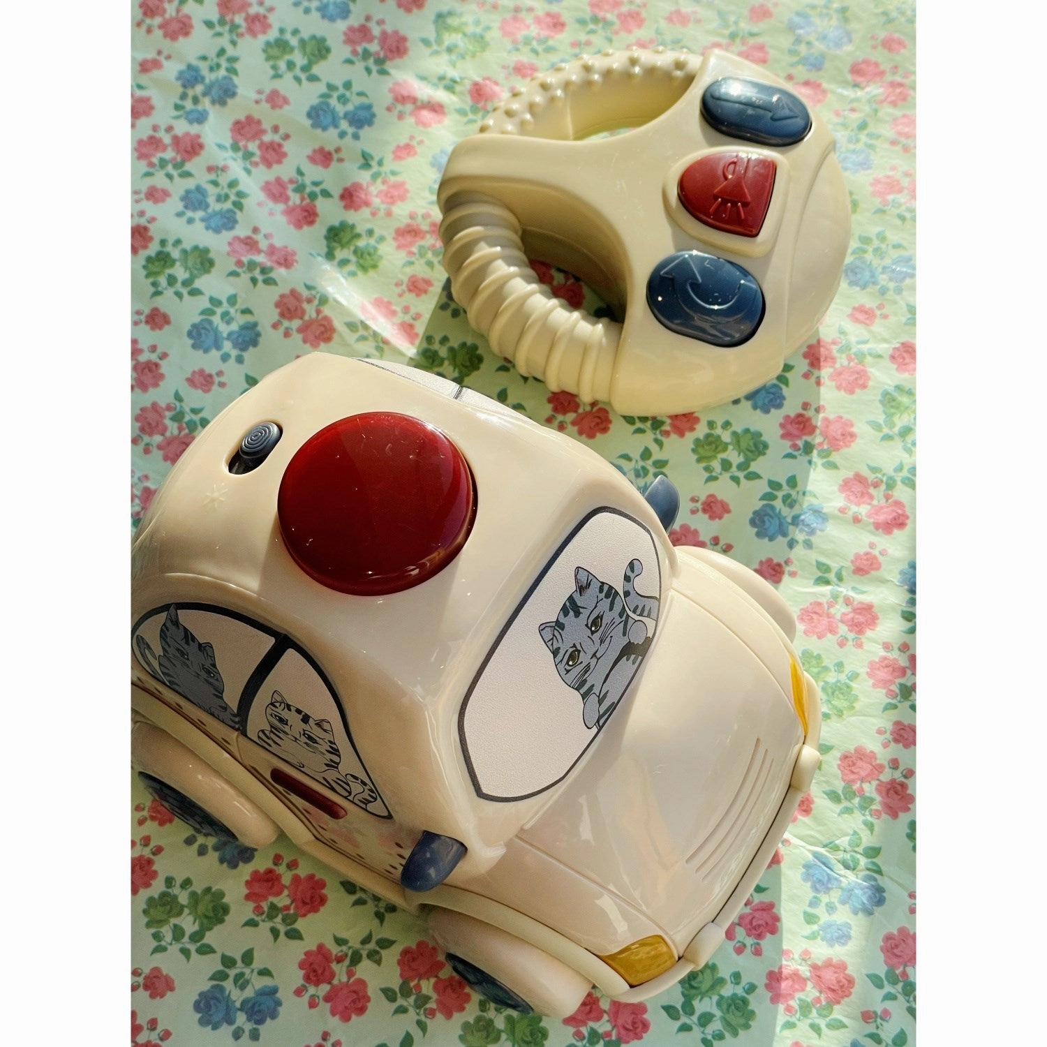 Konges Sljd Beige Remote Control Police Car
