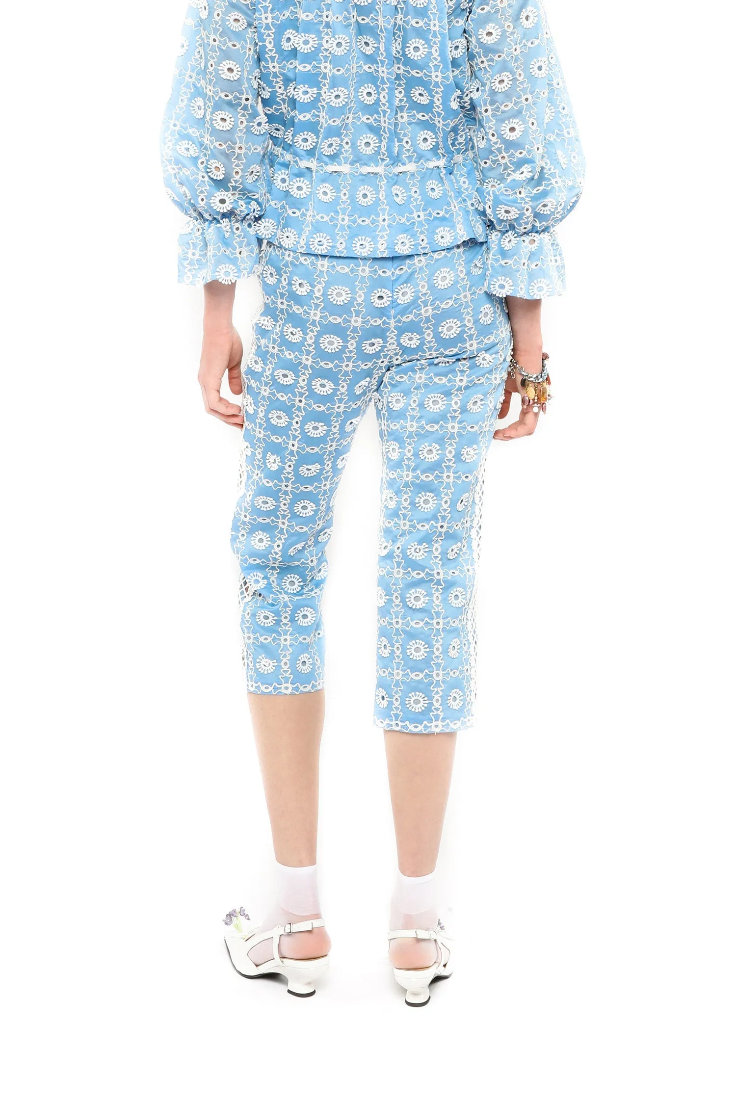 Lattice Lace Embroidery Capri Pants