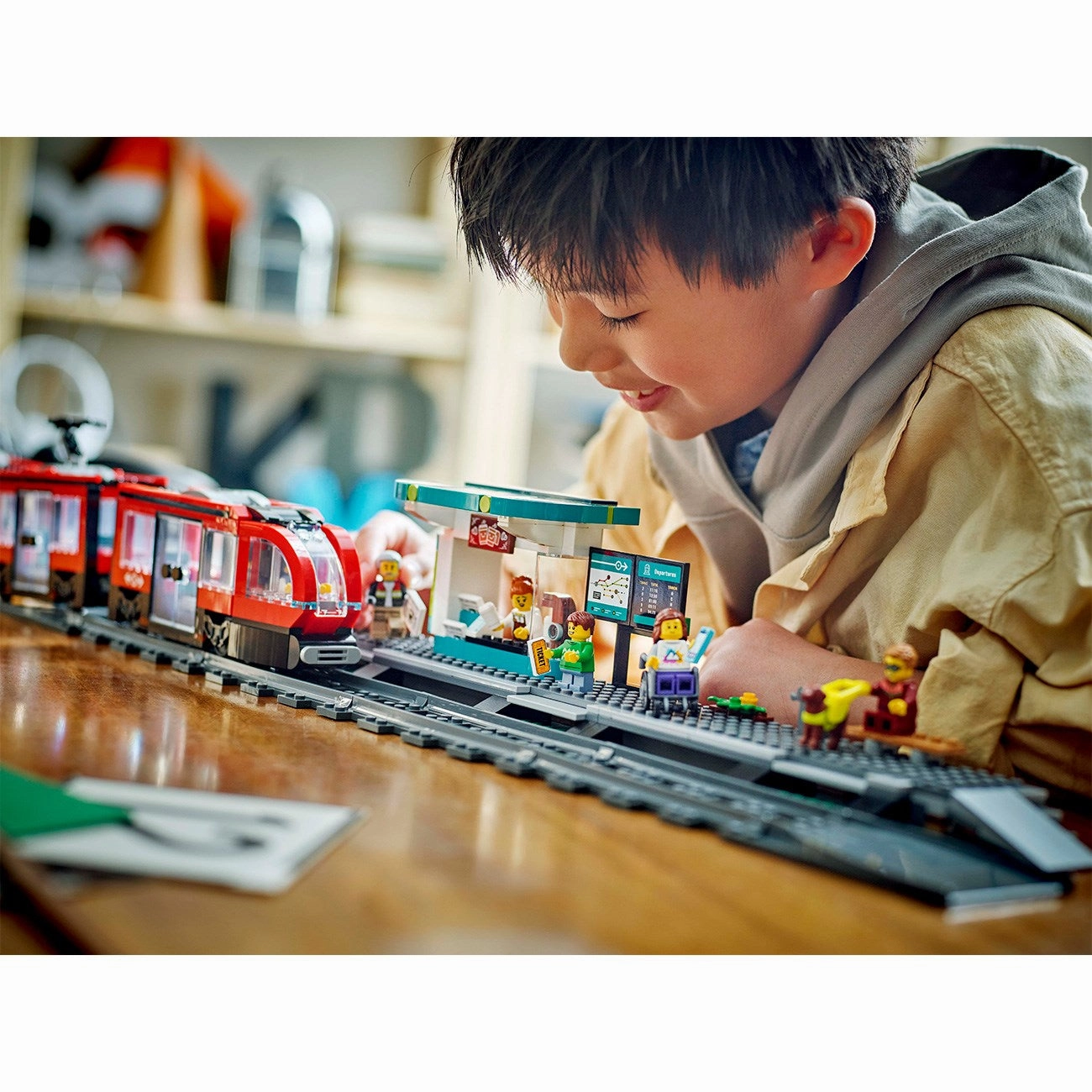 LEGO? City Light Rail and Station