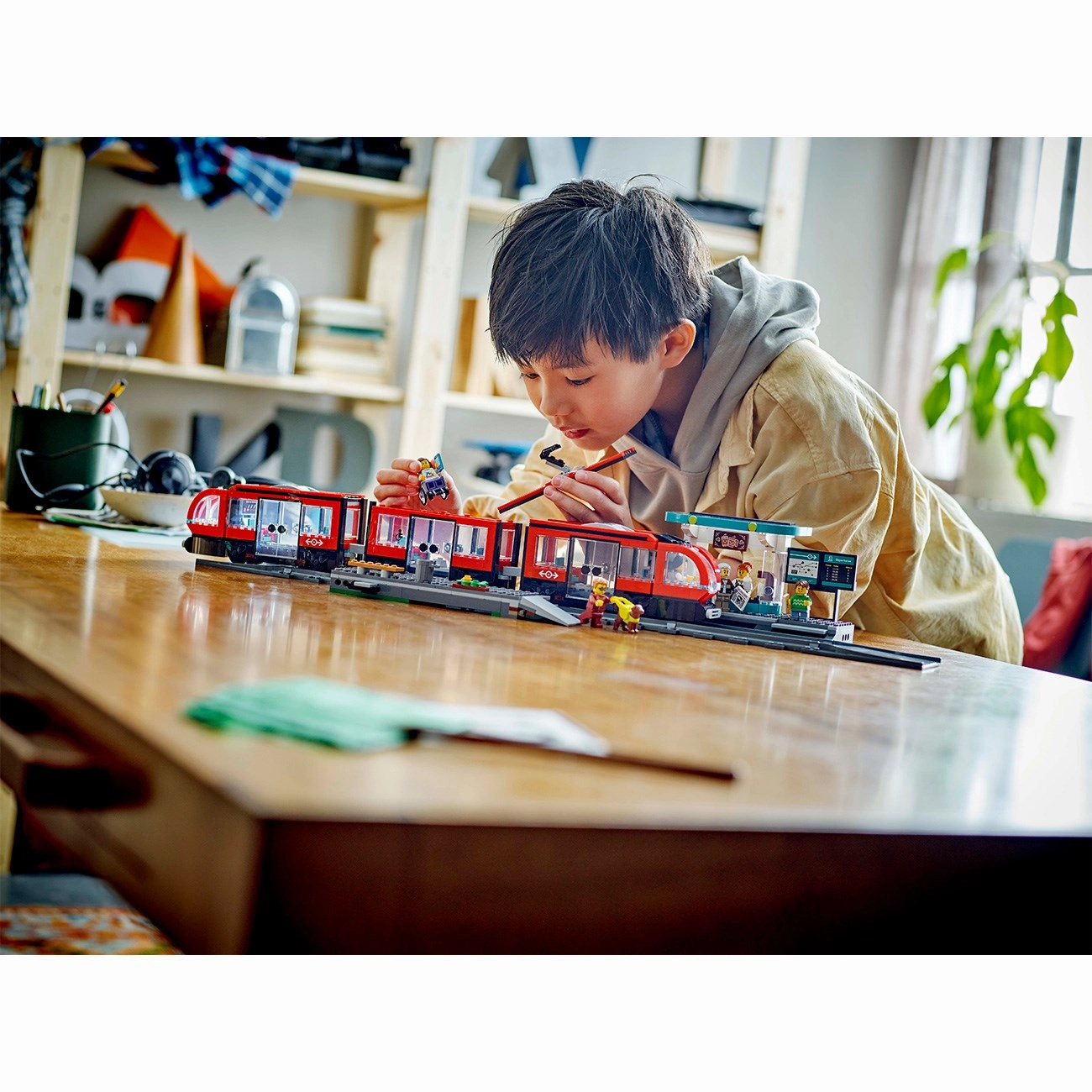LEGO? City Light Rail and Station