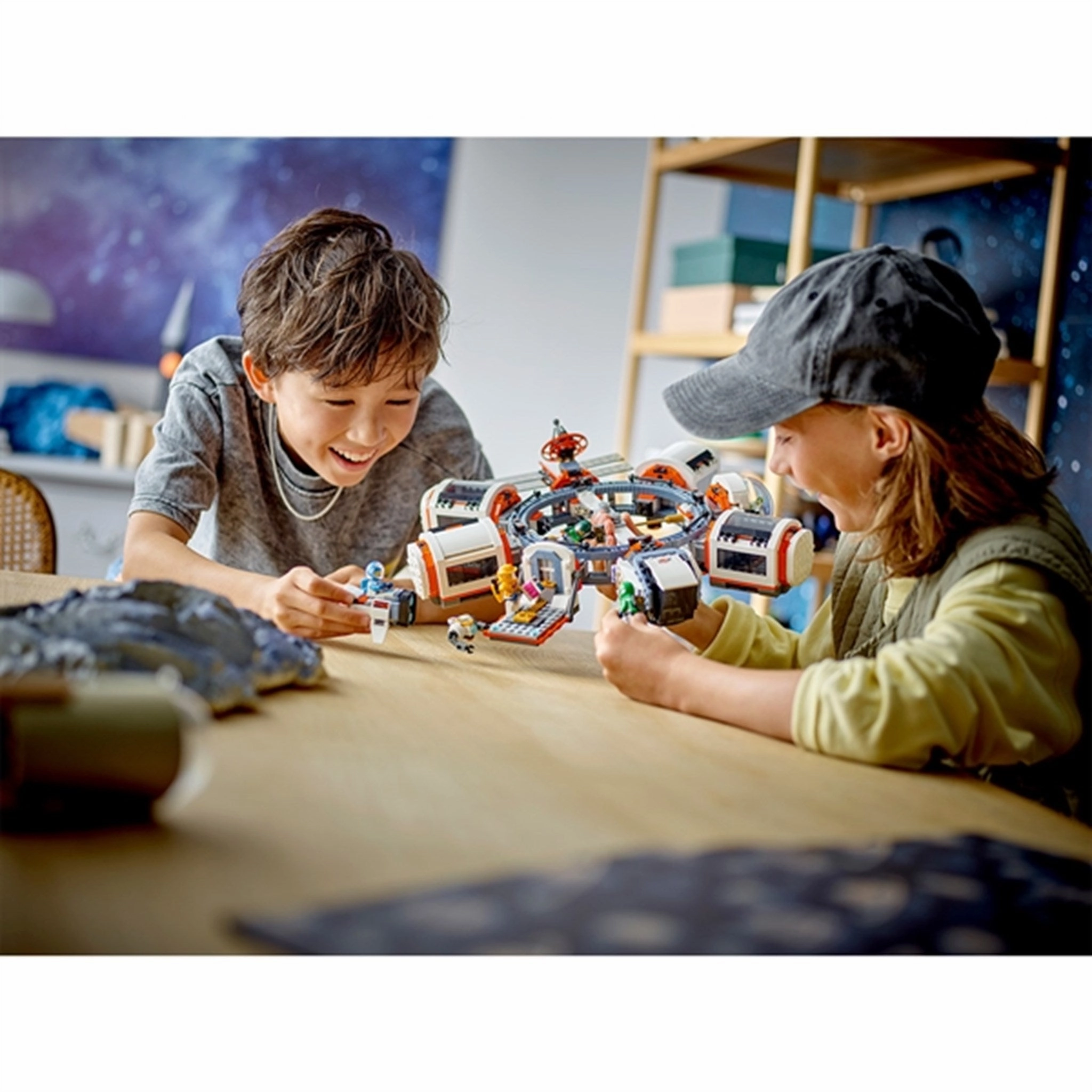 LEGO? City Modular Space Station
