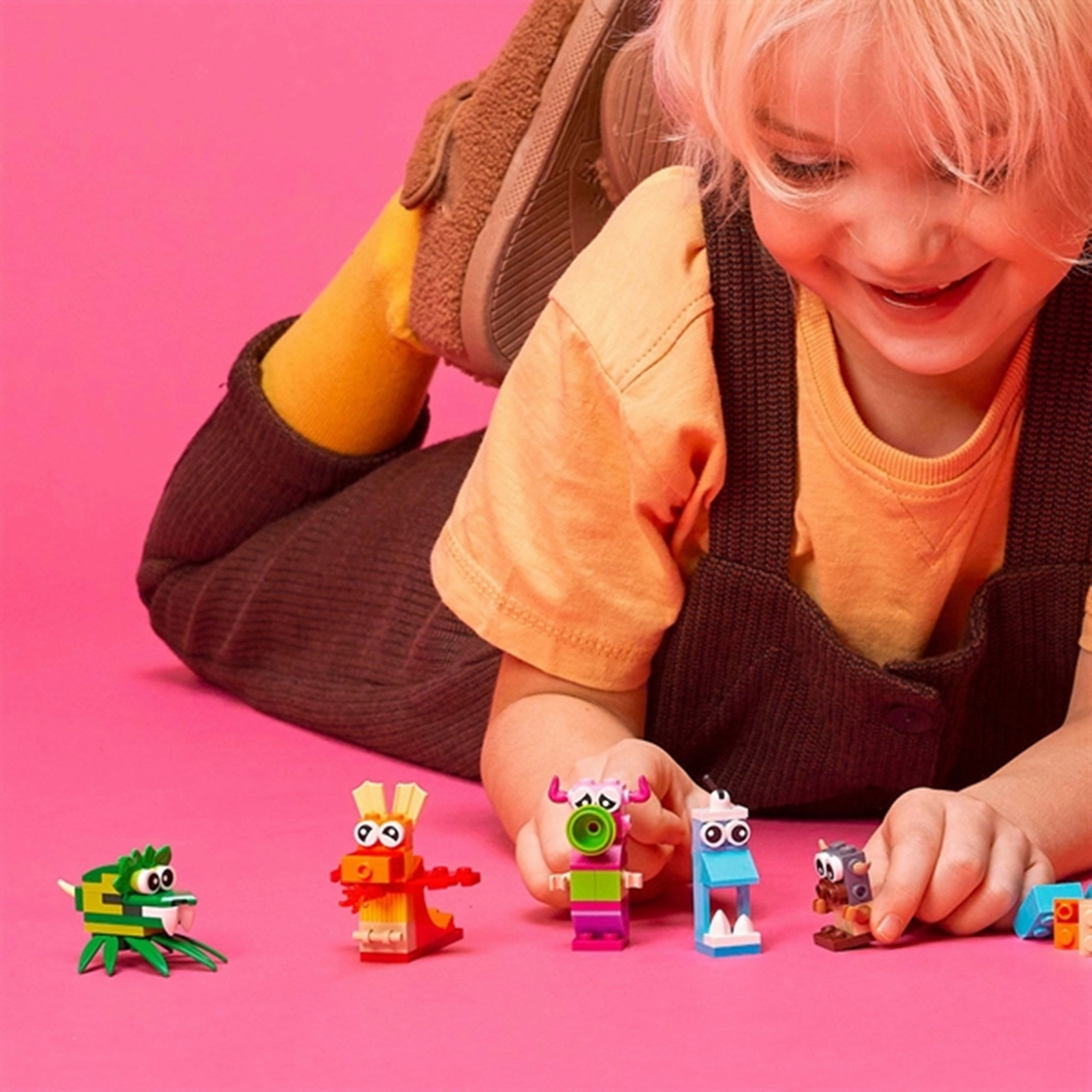 LEGO Classic Creative Monsters