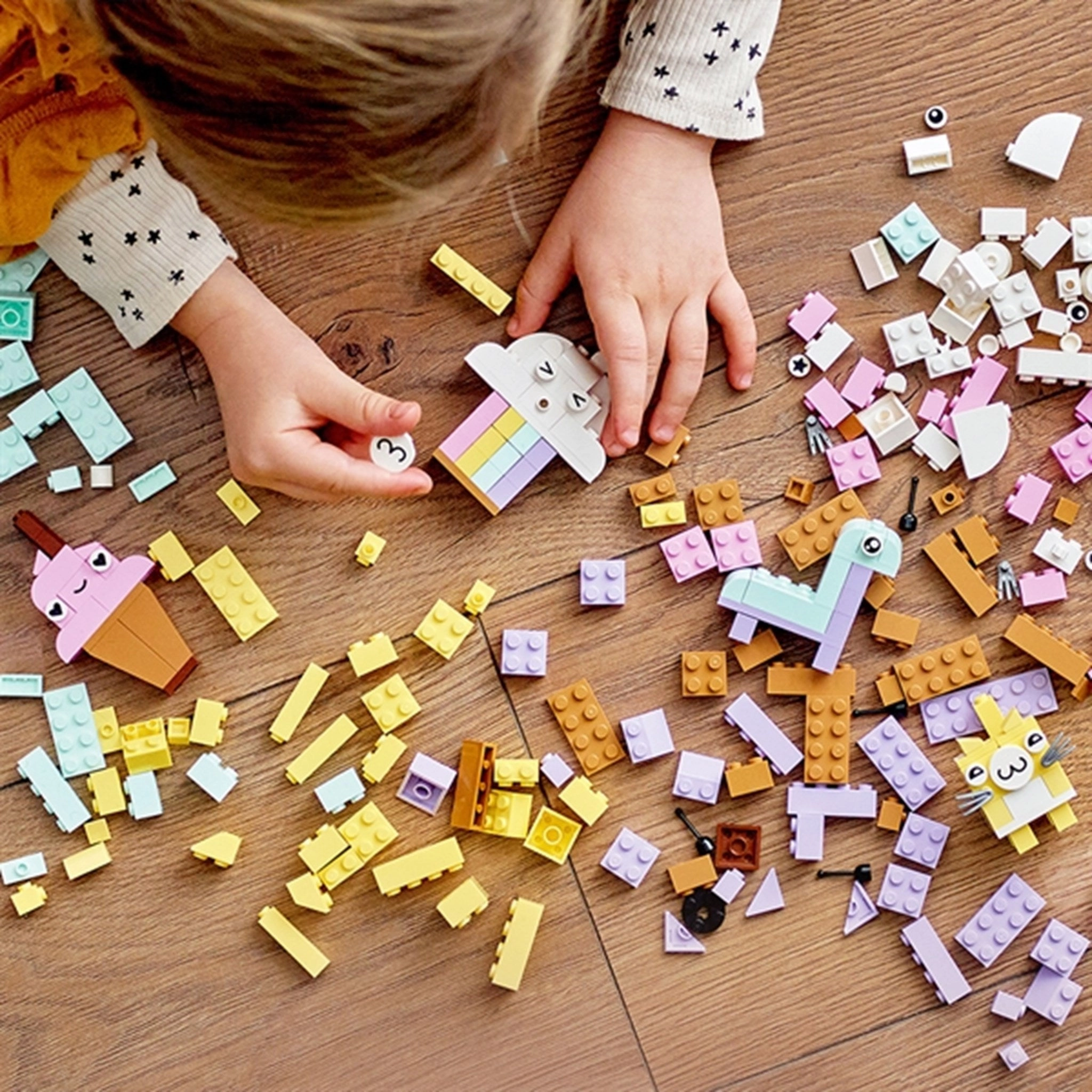 LEGO Classic Creative Pastel Fun