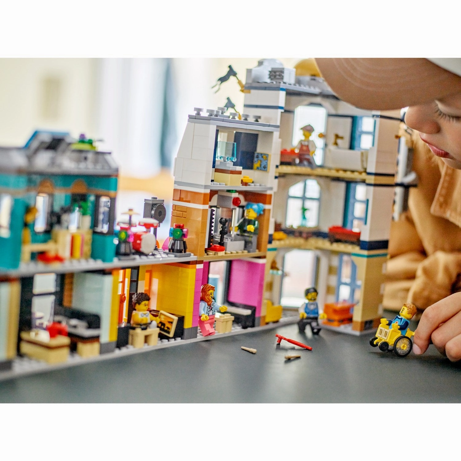 LEGO? Creator Main Street