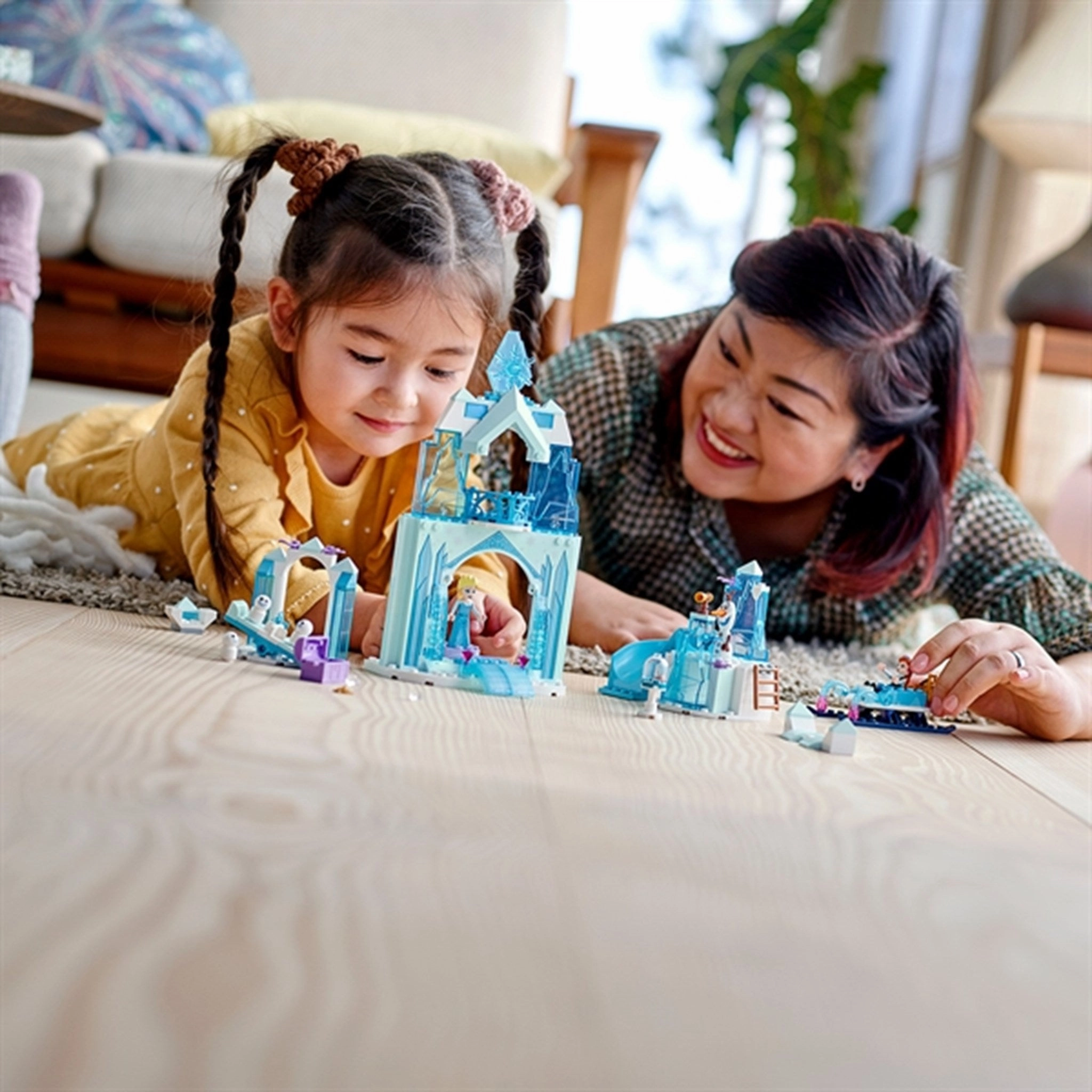 LEGO Disney?Anna and Elsa's Frozen Wonderland
