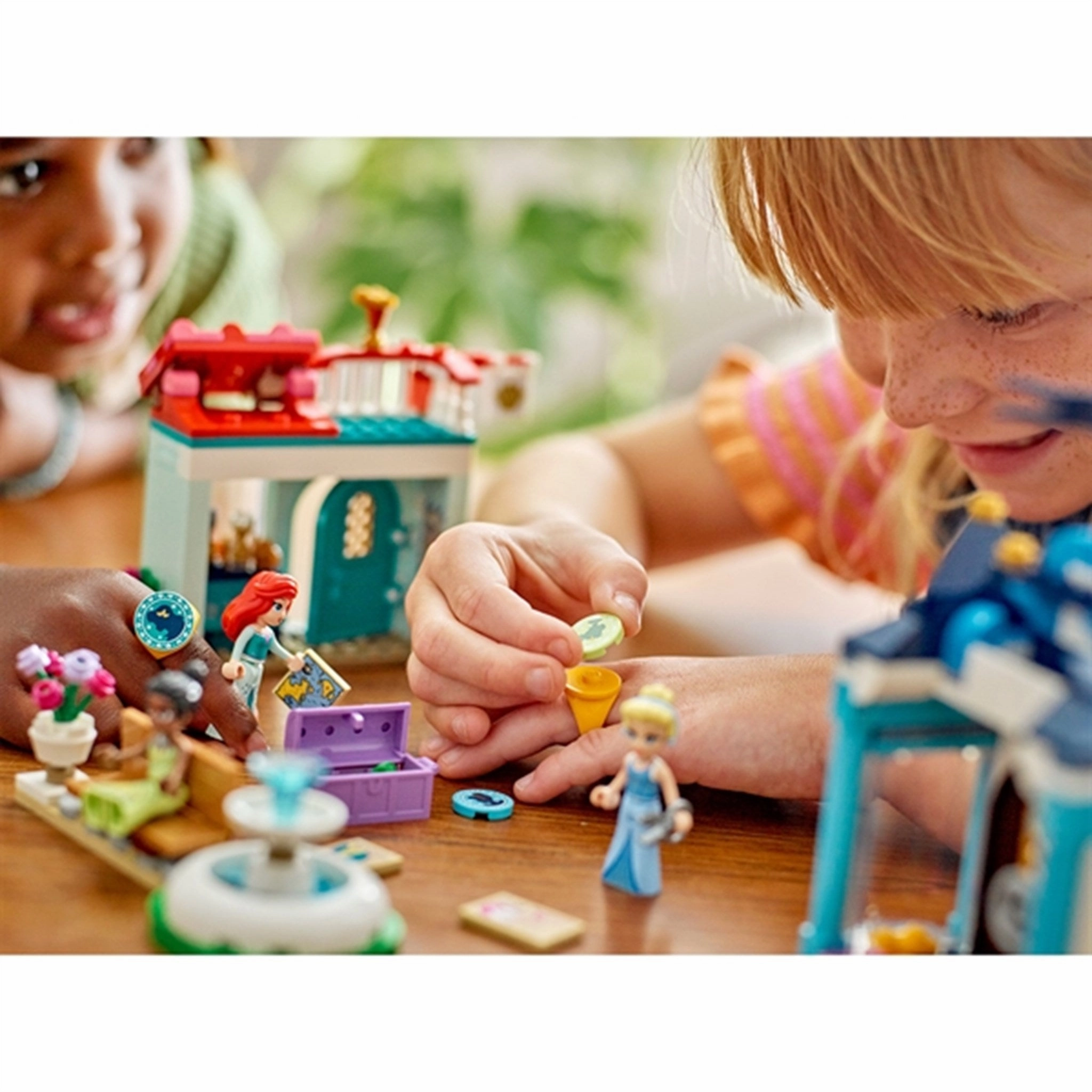 LEGO? Disney? Disney Princess Market Adventure