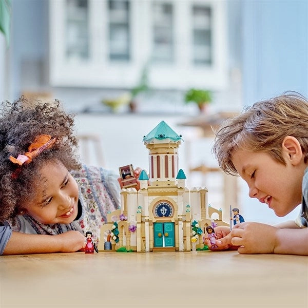 LEGO? Disney? King Magnifico's Castle