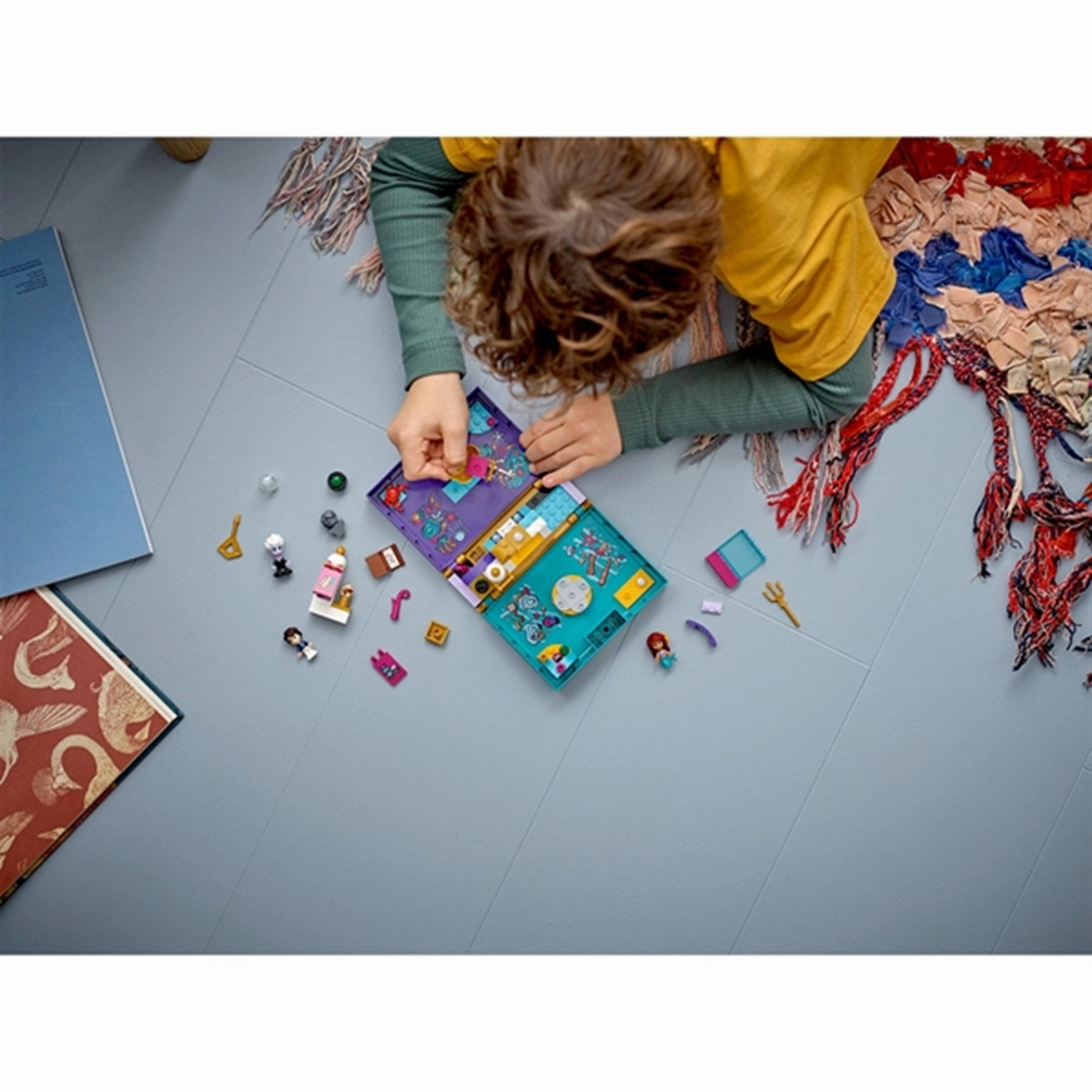 LEGO Disney?The Little Mermaid Story Book