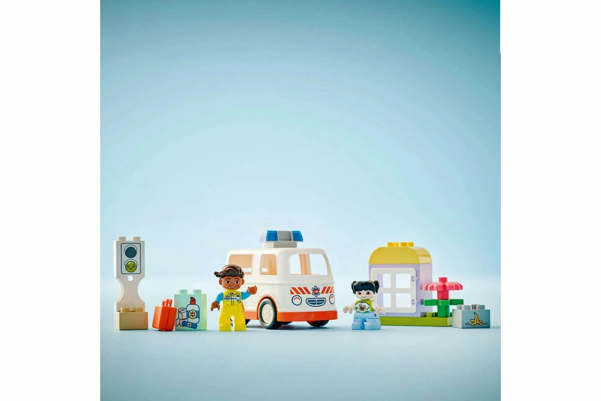 LEGO DUPLO Ambulance & Driver 10447