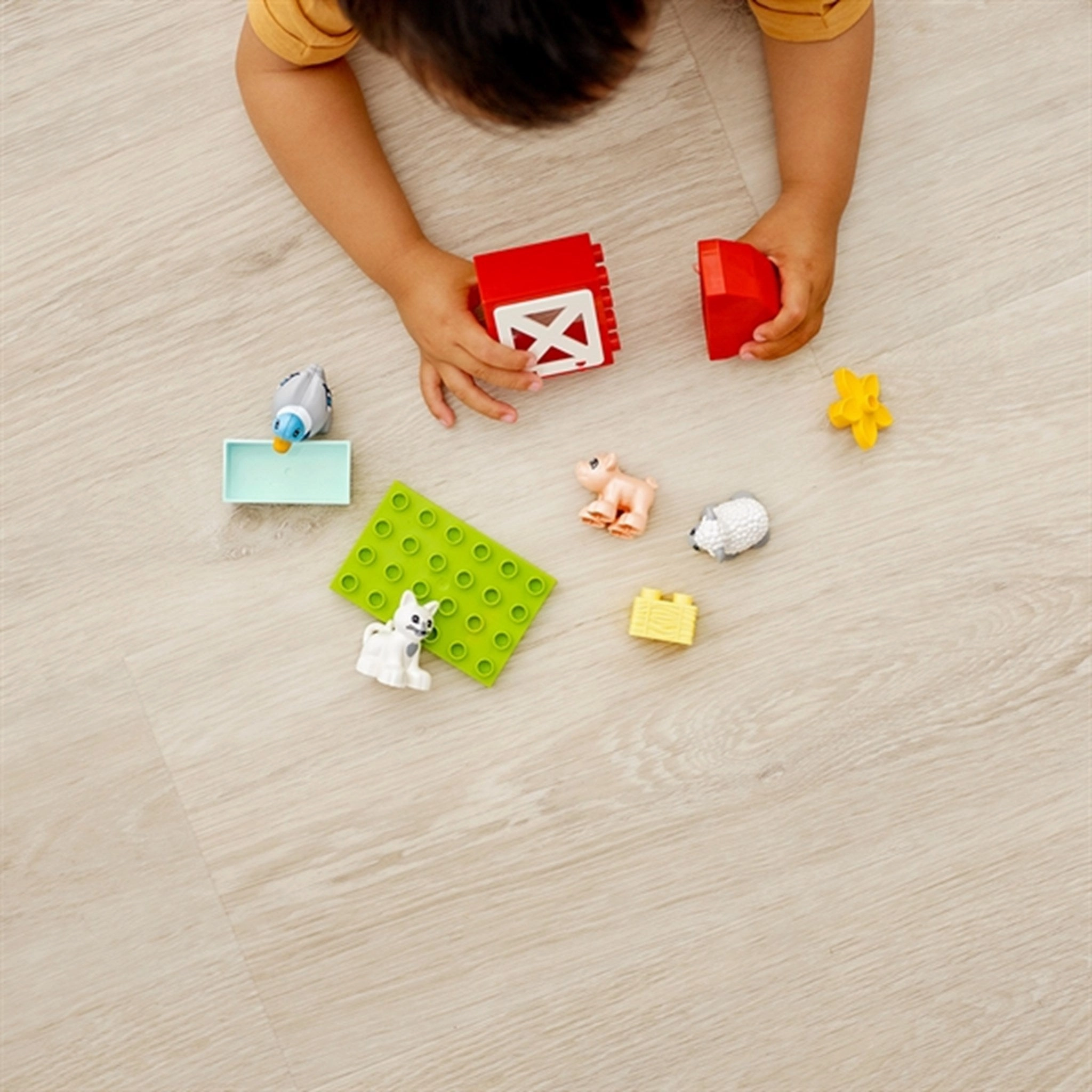 LEGO DUPLO Farm Animal Care