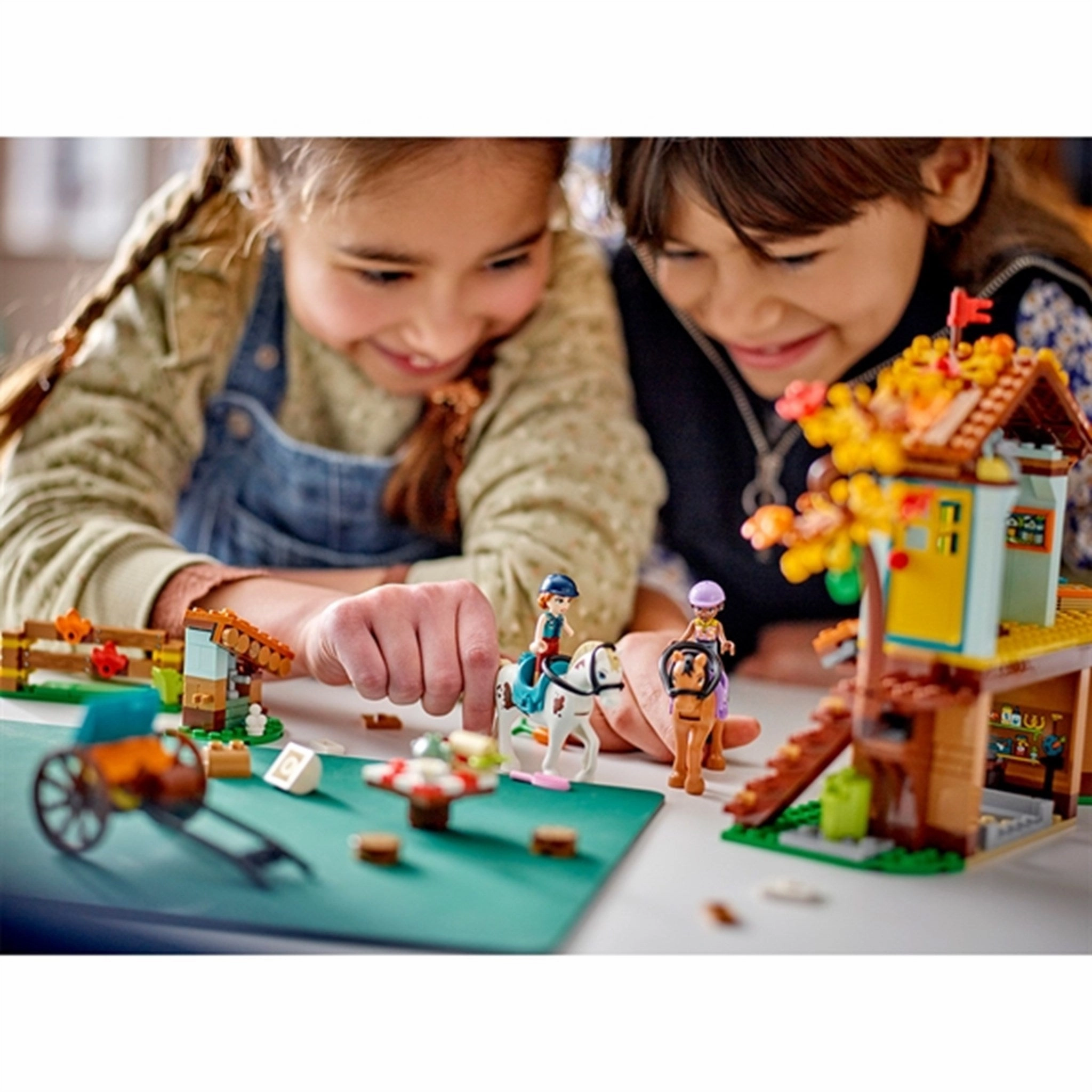 LEGO Friends Autumn's Horse Stable