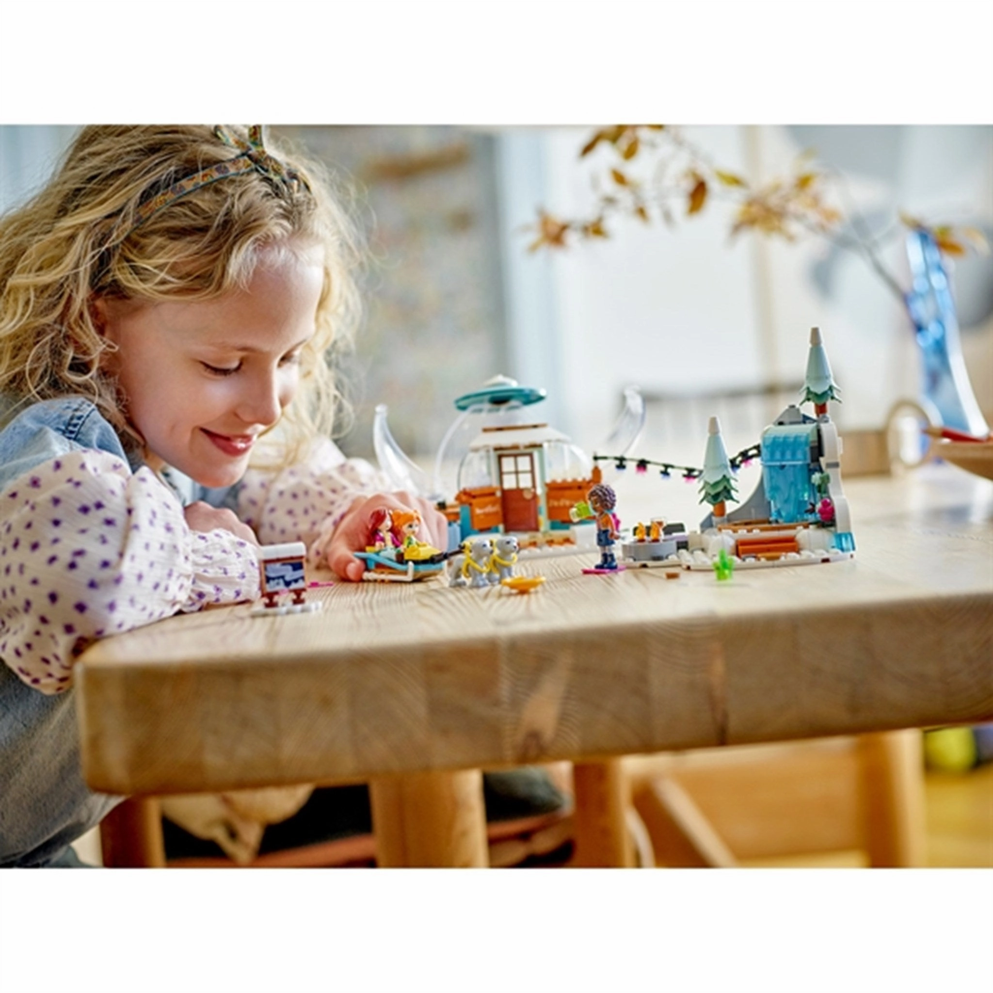 LEGO Friends Igloo Holiday Adventure