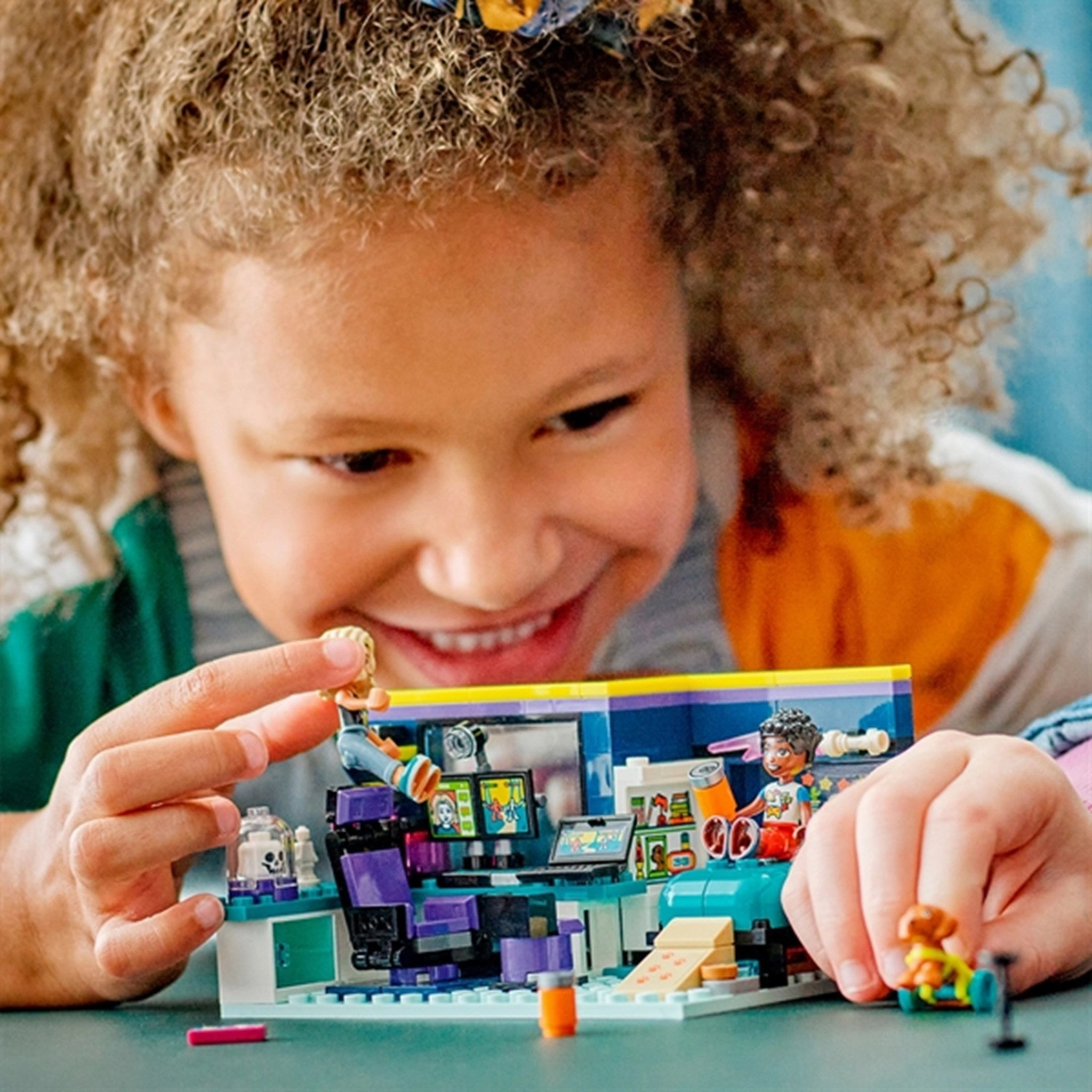 LEGO Friends Nova's Room