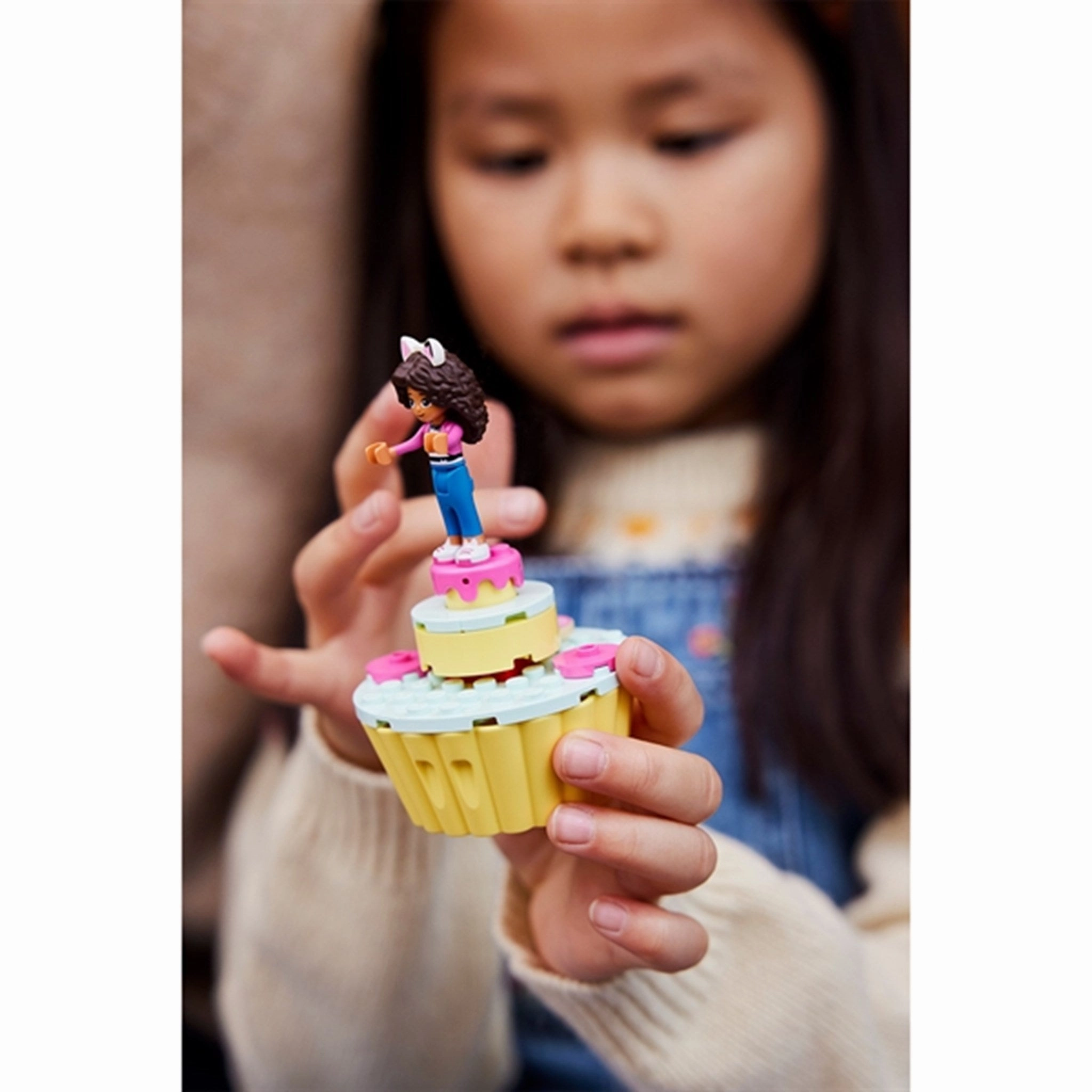 LEGO Gabby's Dollhouse Bakey with Cakey Fun
