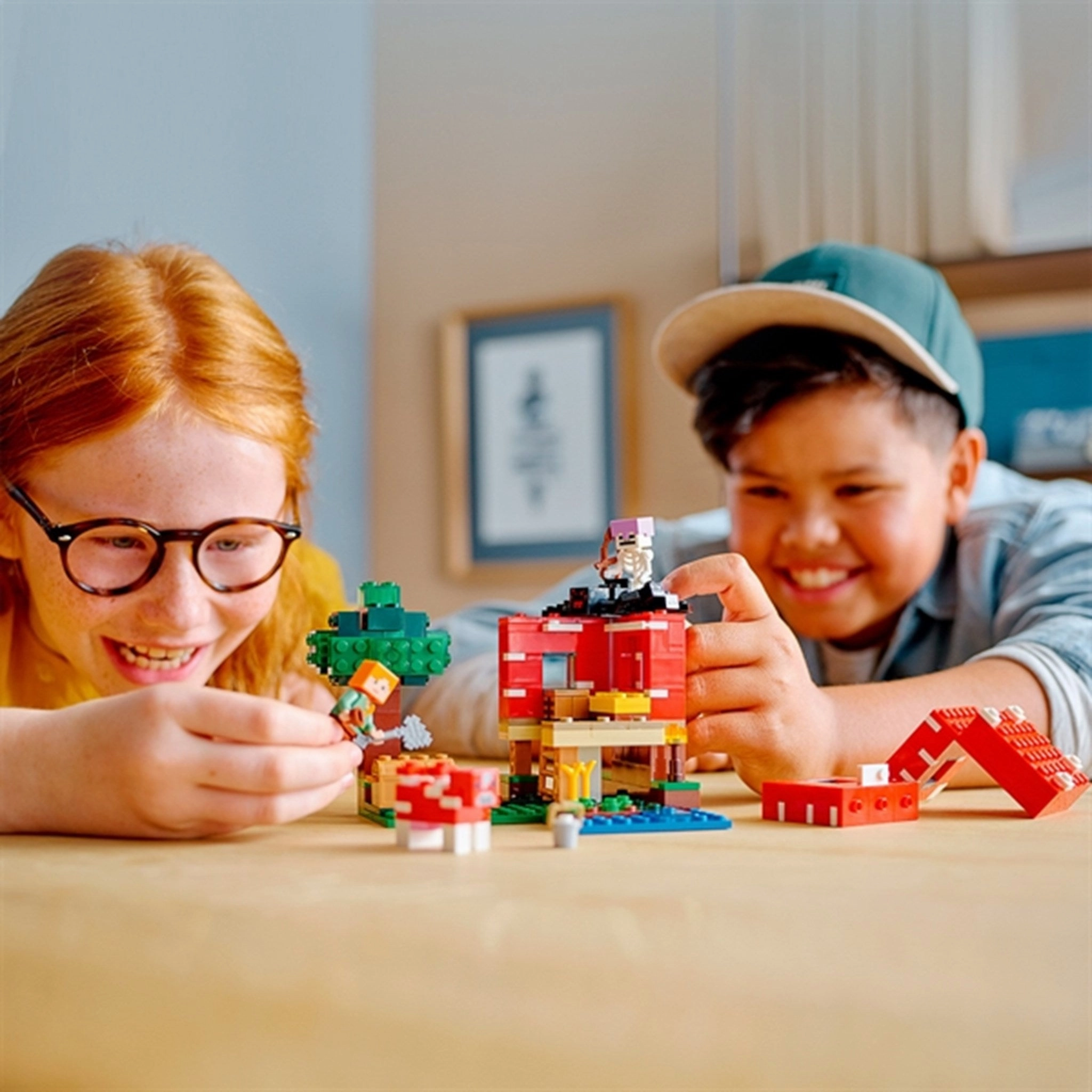 LEGO Minecraft The Mushroom House