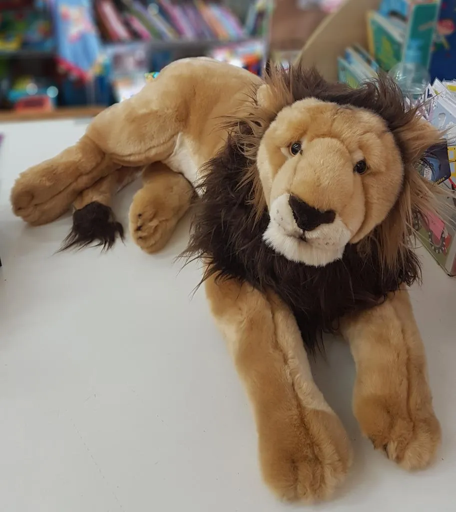 lion large plush