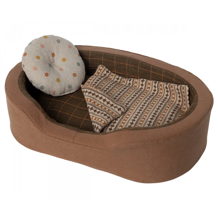Maileg Dog Basket - Brown