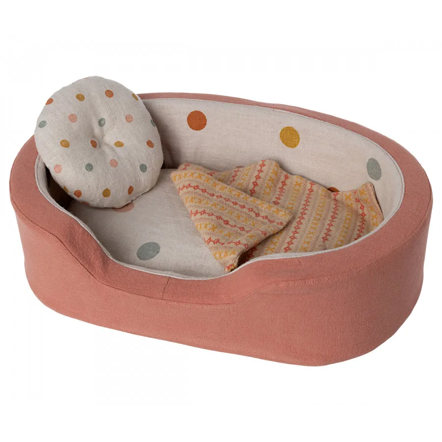 Maileg Dog Basket - Coral
