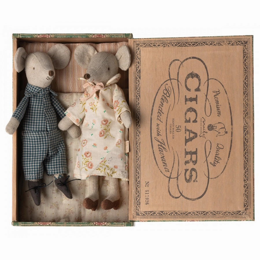 Maileg Grandma and Grandpa Mice in Cigarbox