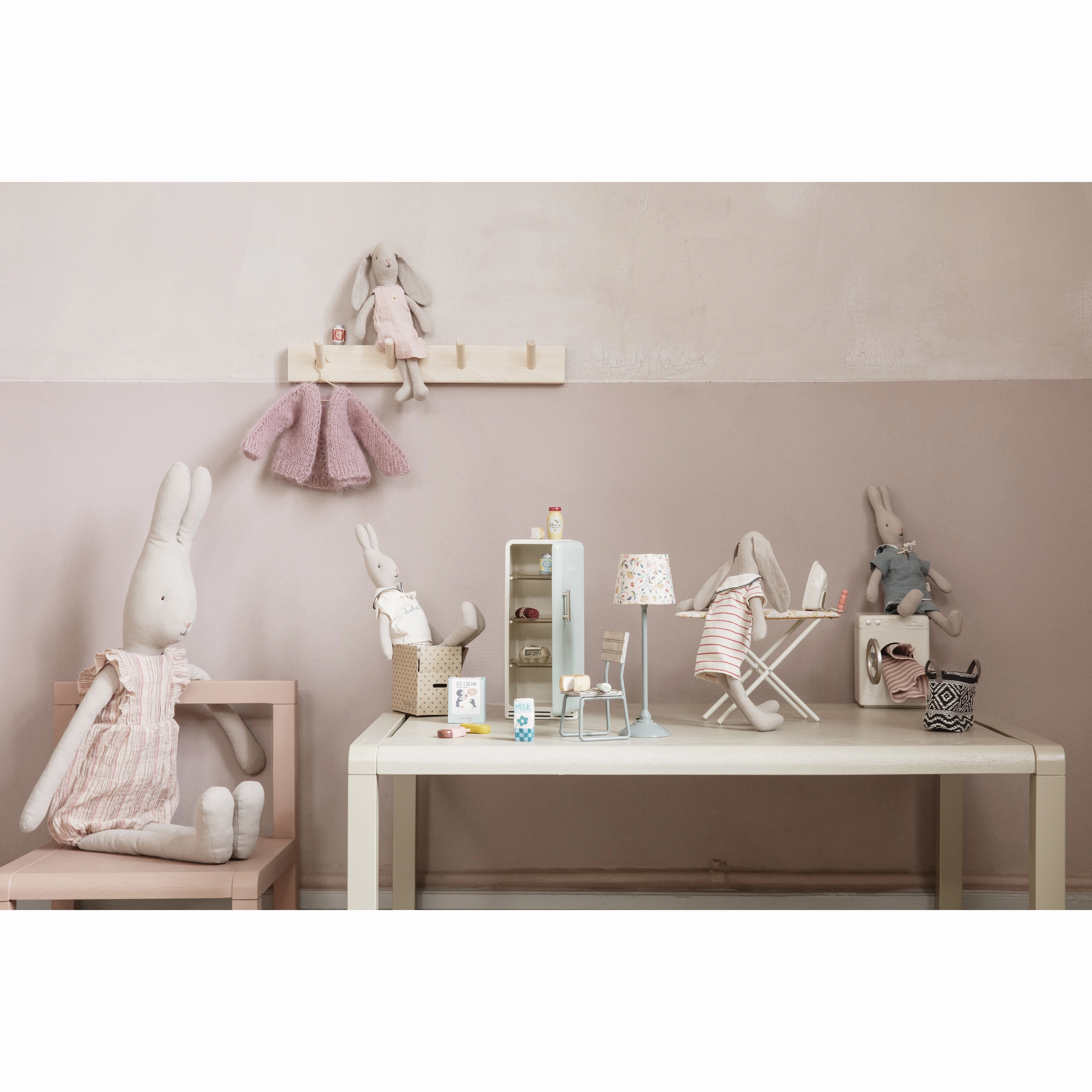 Maileg Miniature Cooler
