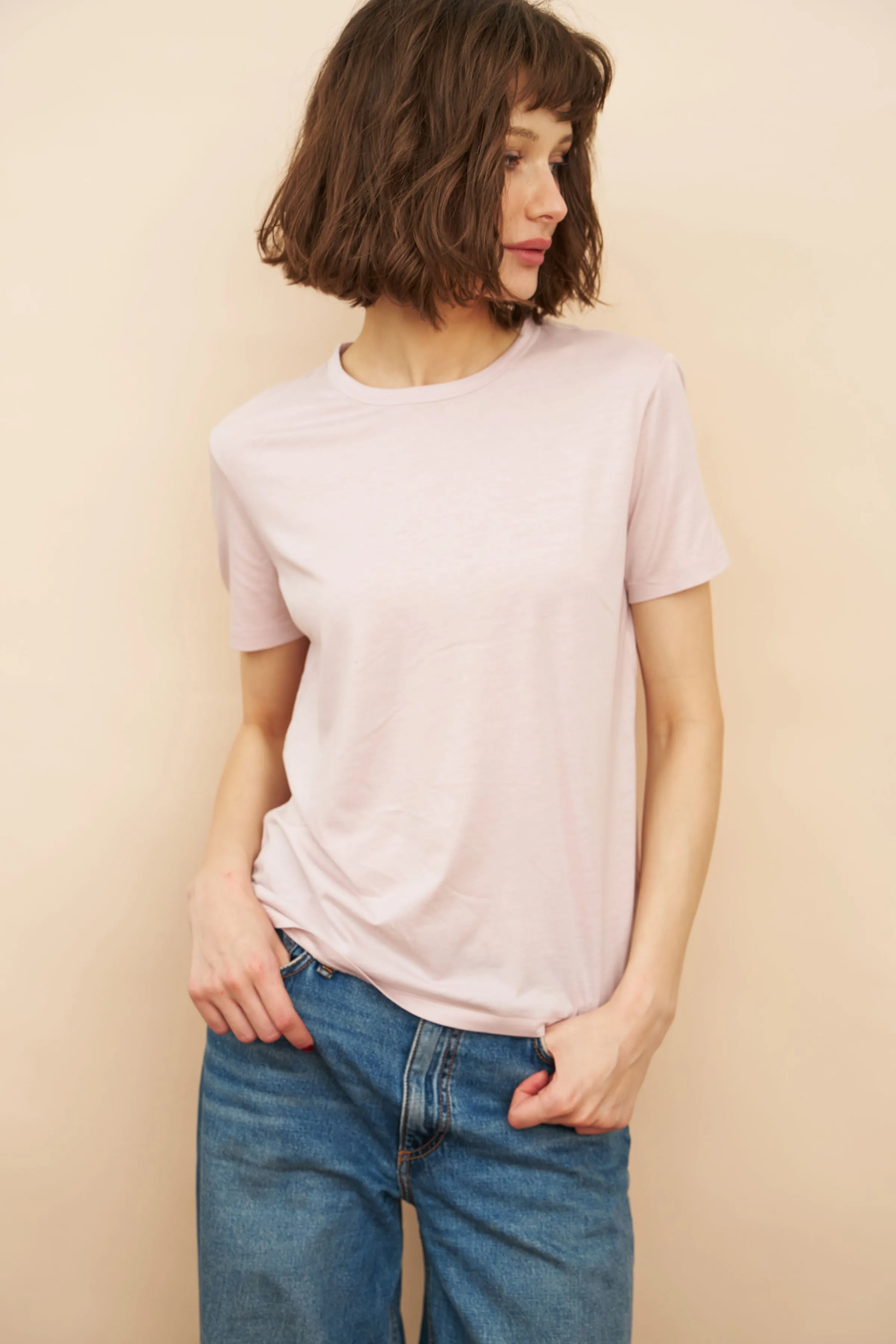 Majestic Lyocell Cotton Semi Relaxed Short Sleeve Crewneck in Glycine