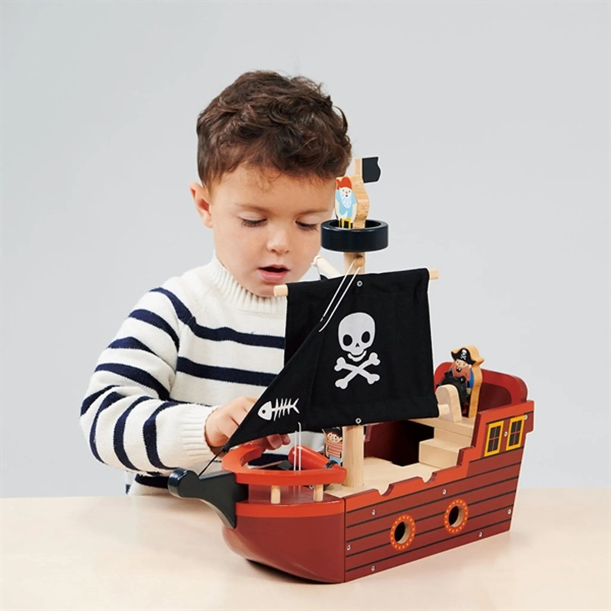 Mentari Pirate Ship Fishbones