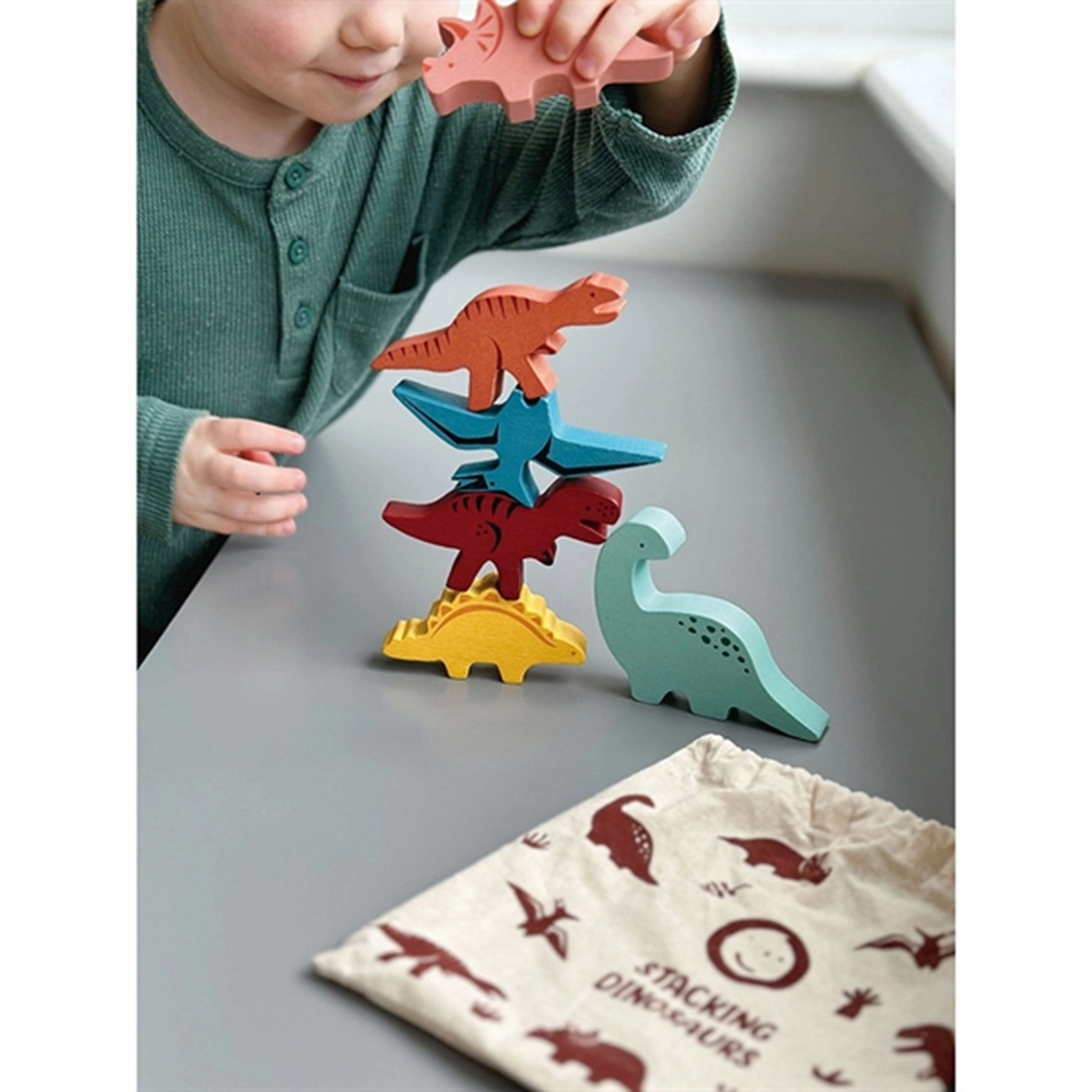 Mentari Stacking Game Dinosaurs