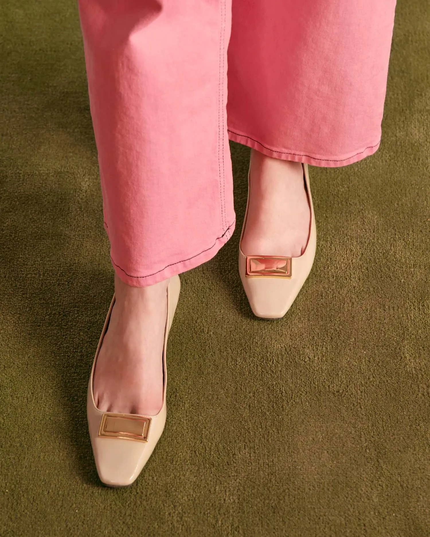 Midge Flat Crinkled Leather