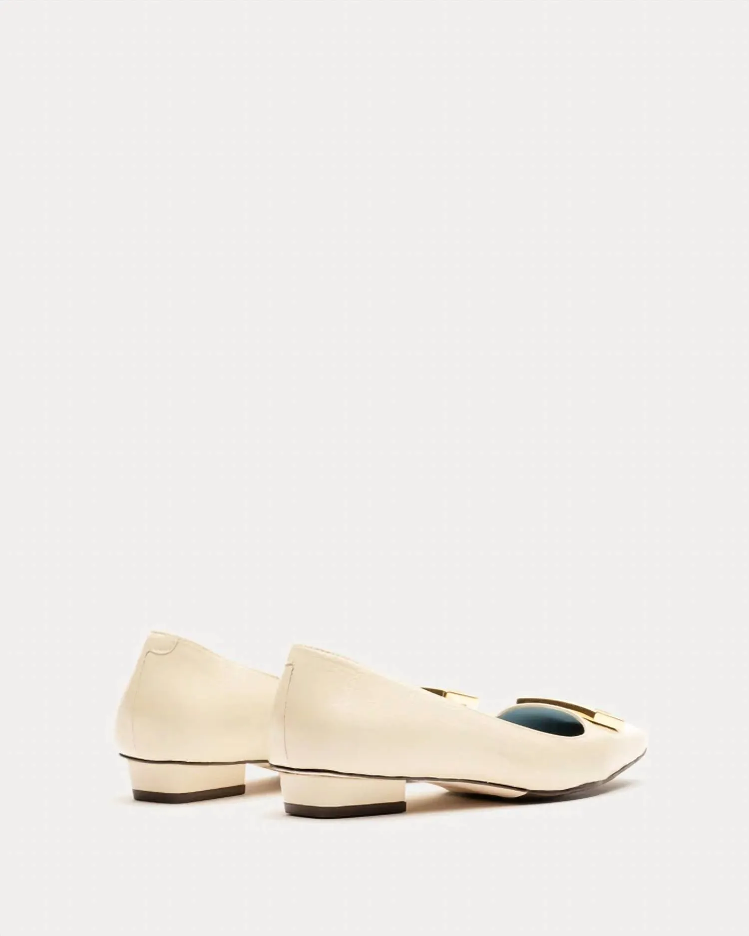 Midge Flat Crinkled Leather