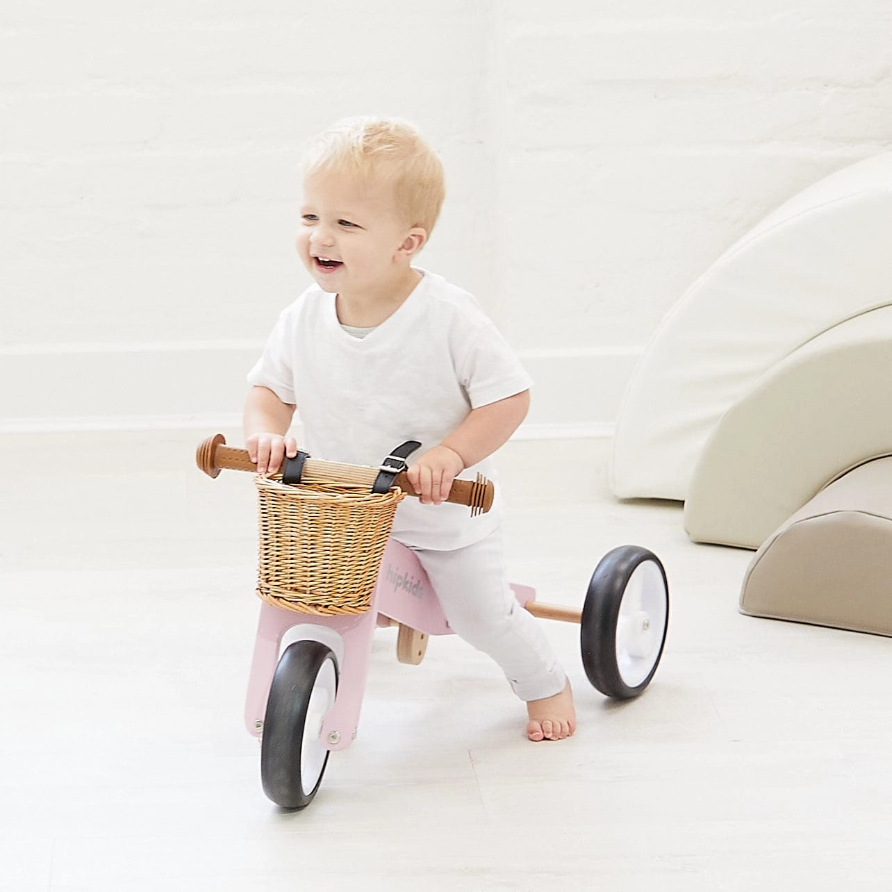 Mini Trike with Carry Strap Bundle
