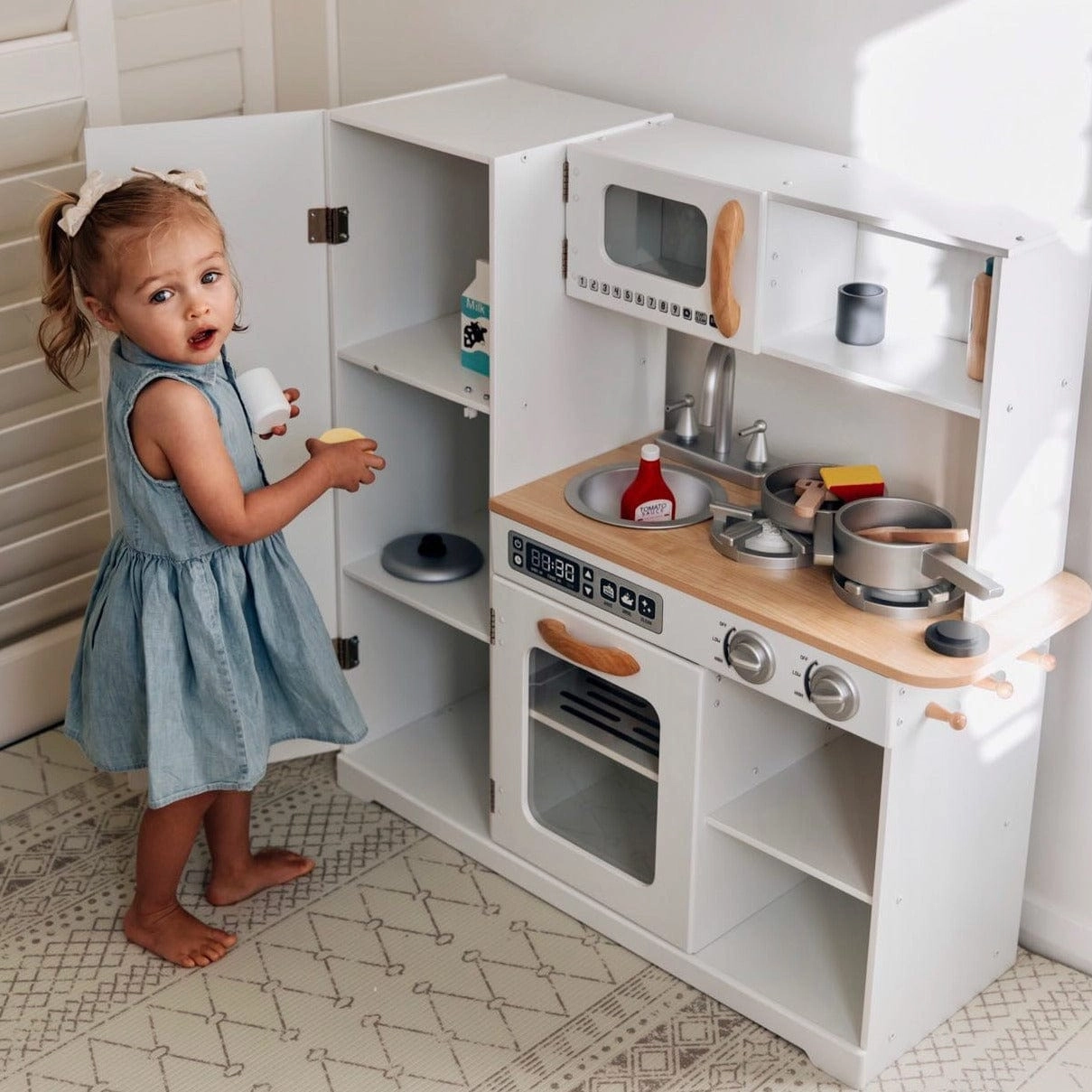 Modern Chef Toy Kitchen