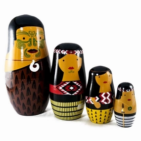 Nesting dolls - New Zealand Maori Family