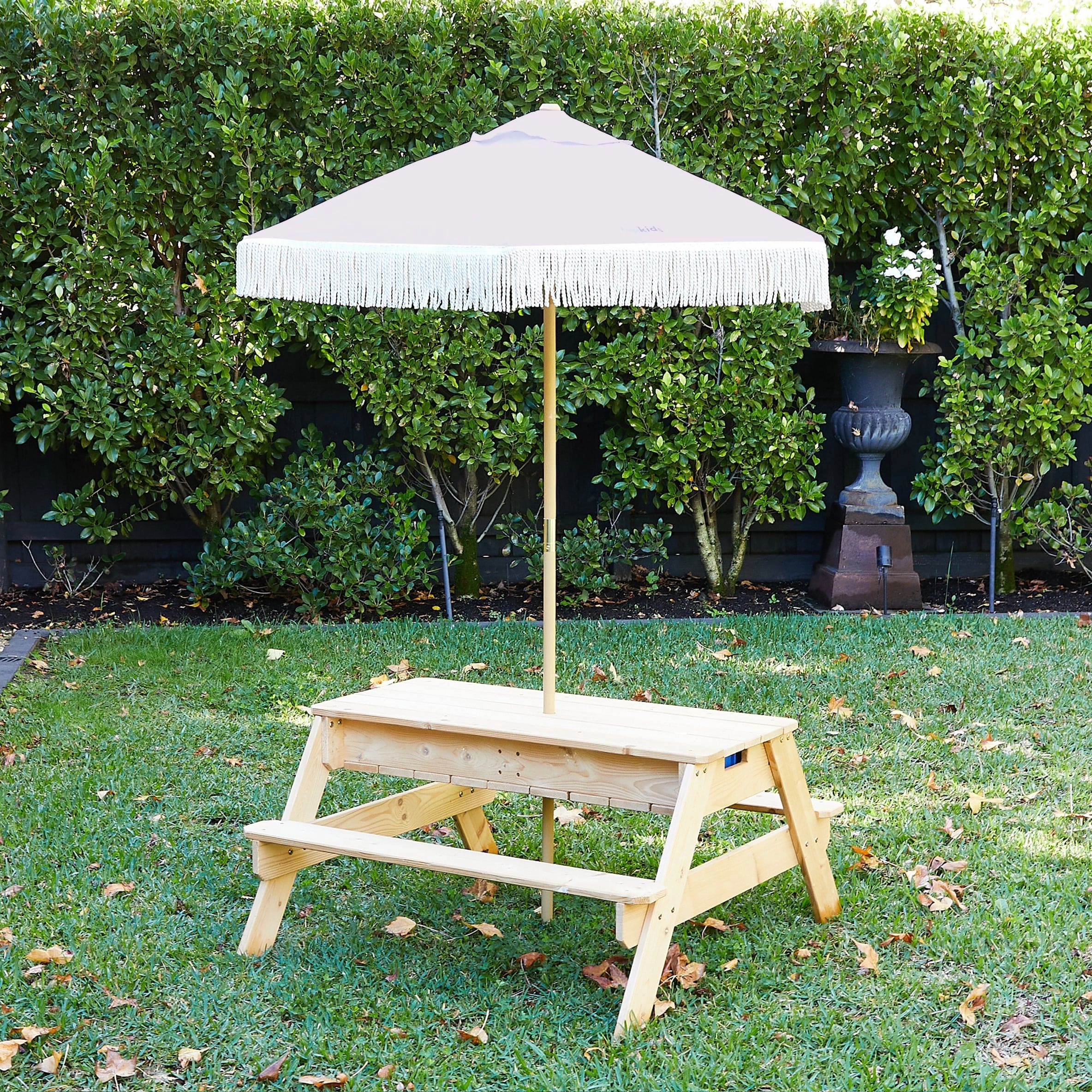 Outdoor Sun Umbrella